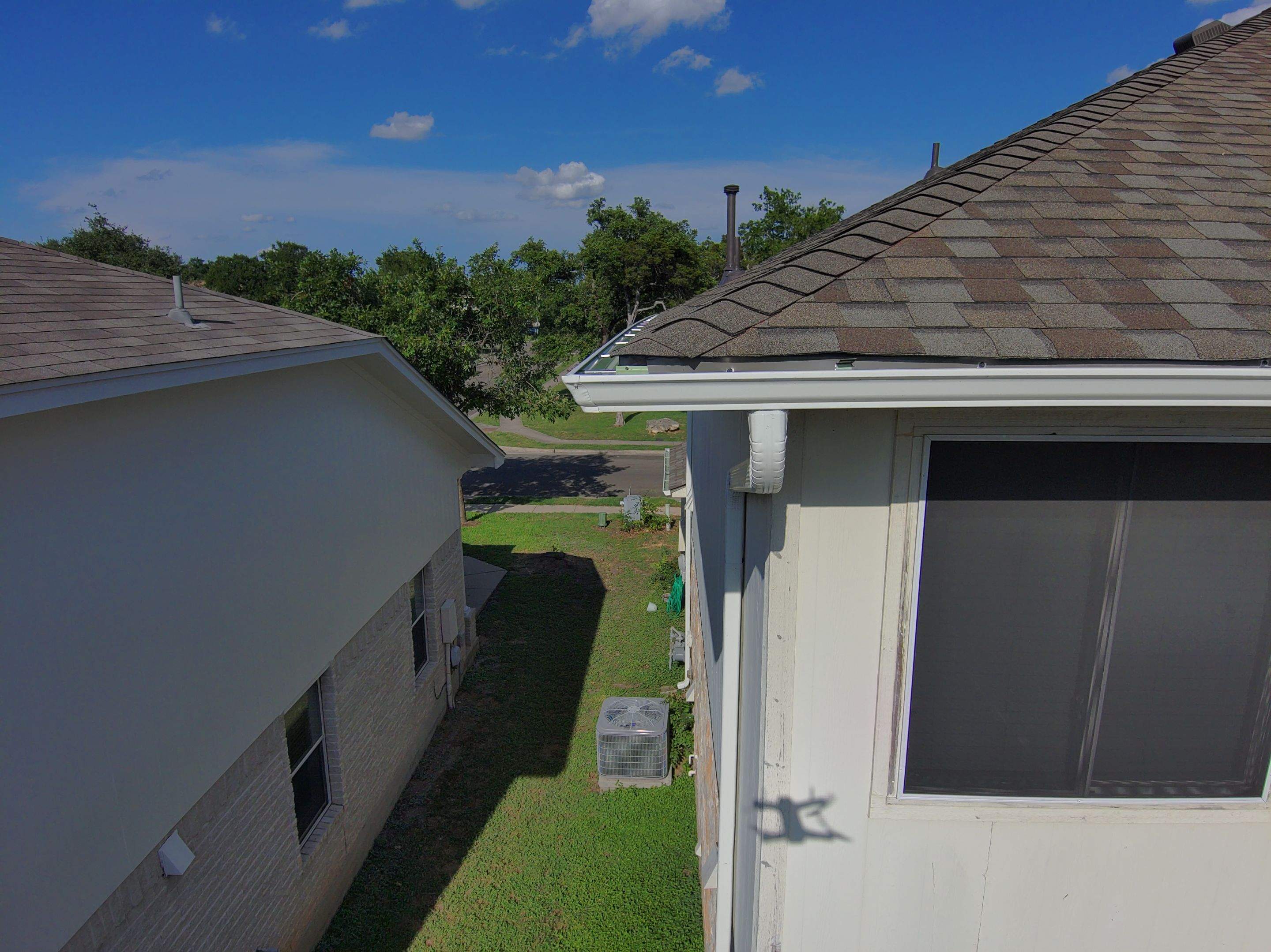 Driftwood - Owens Corning TruDefinition Duration by RoofsOnly.com