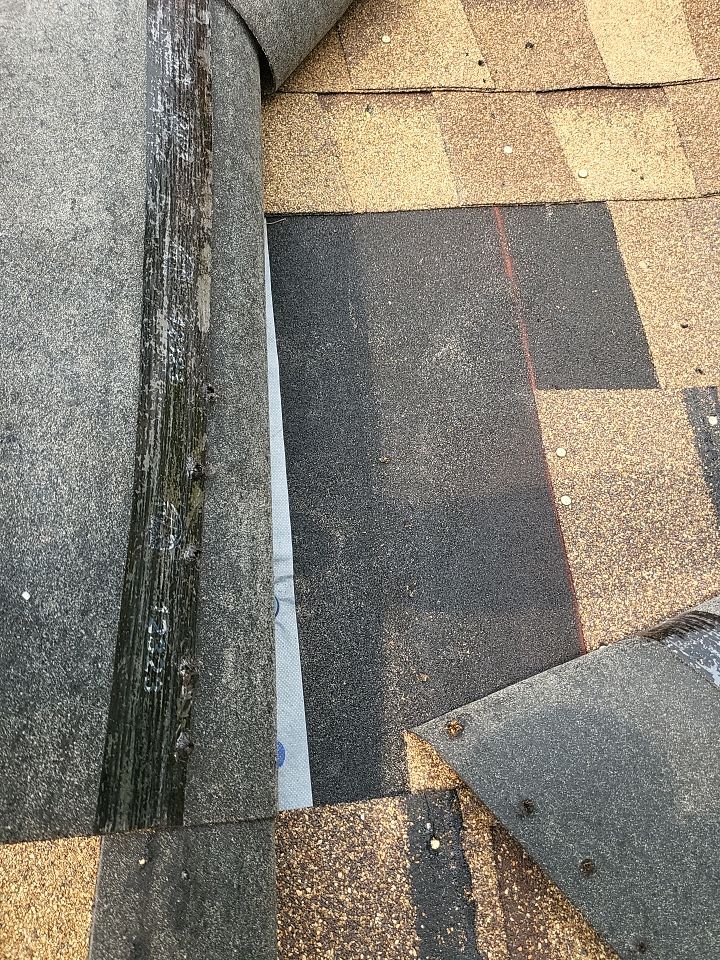 ATLAS PINNACLE COLOR: MORNING HARVEST by Eagle Eye Roofing