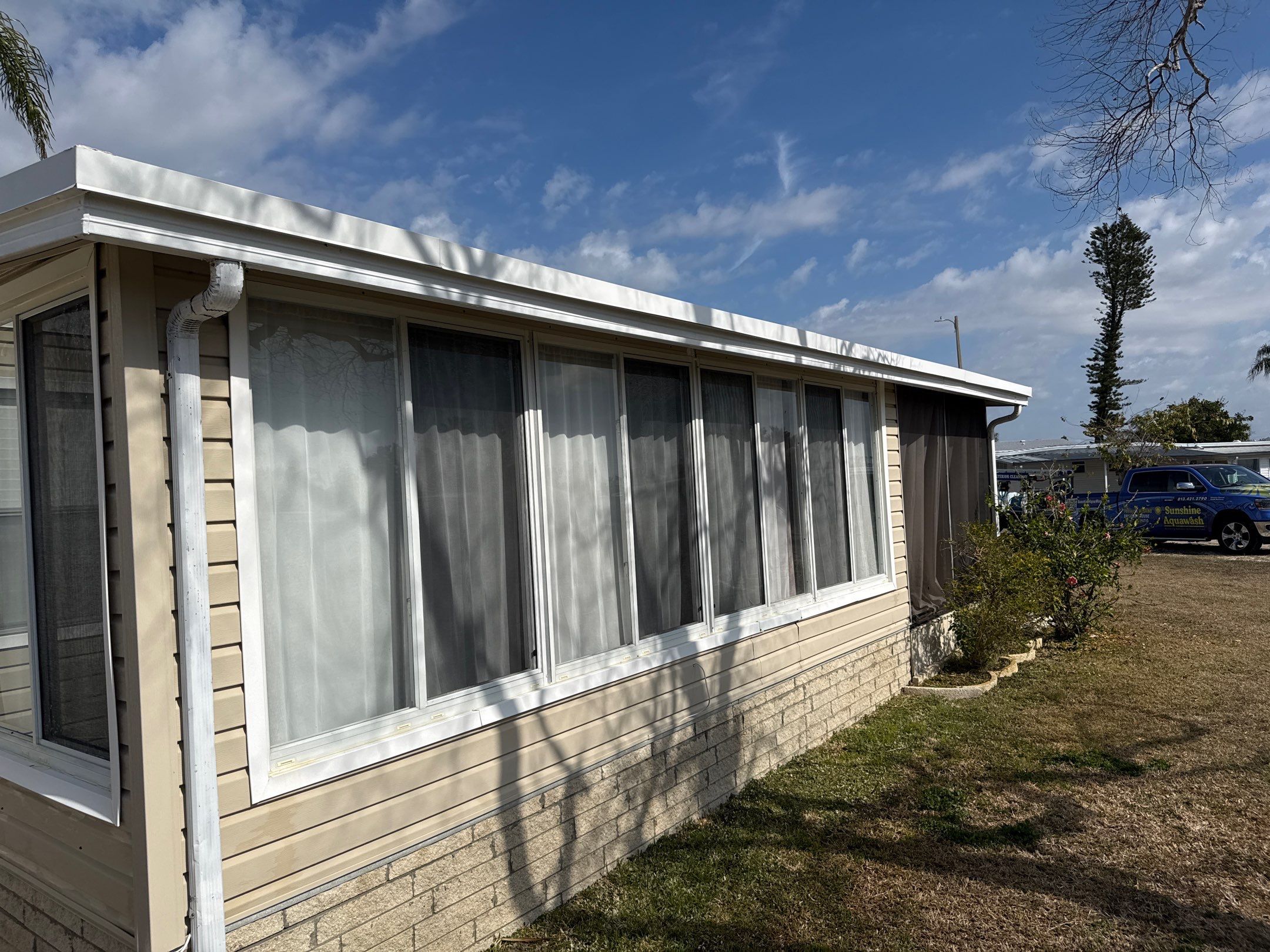 TPO Roof Cleaning & Mobile Home Soft Wash in Chulavista Landings – Ruskin, FL by Sunshine AquaWash