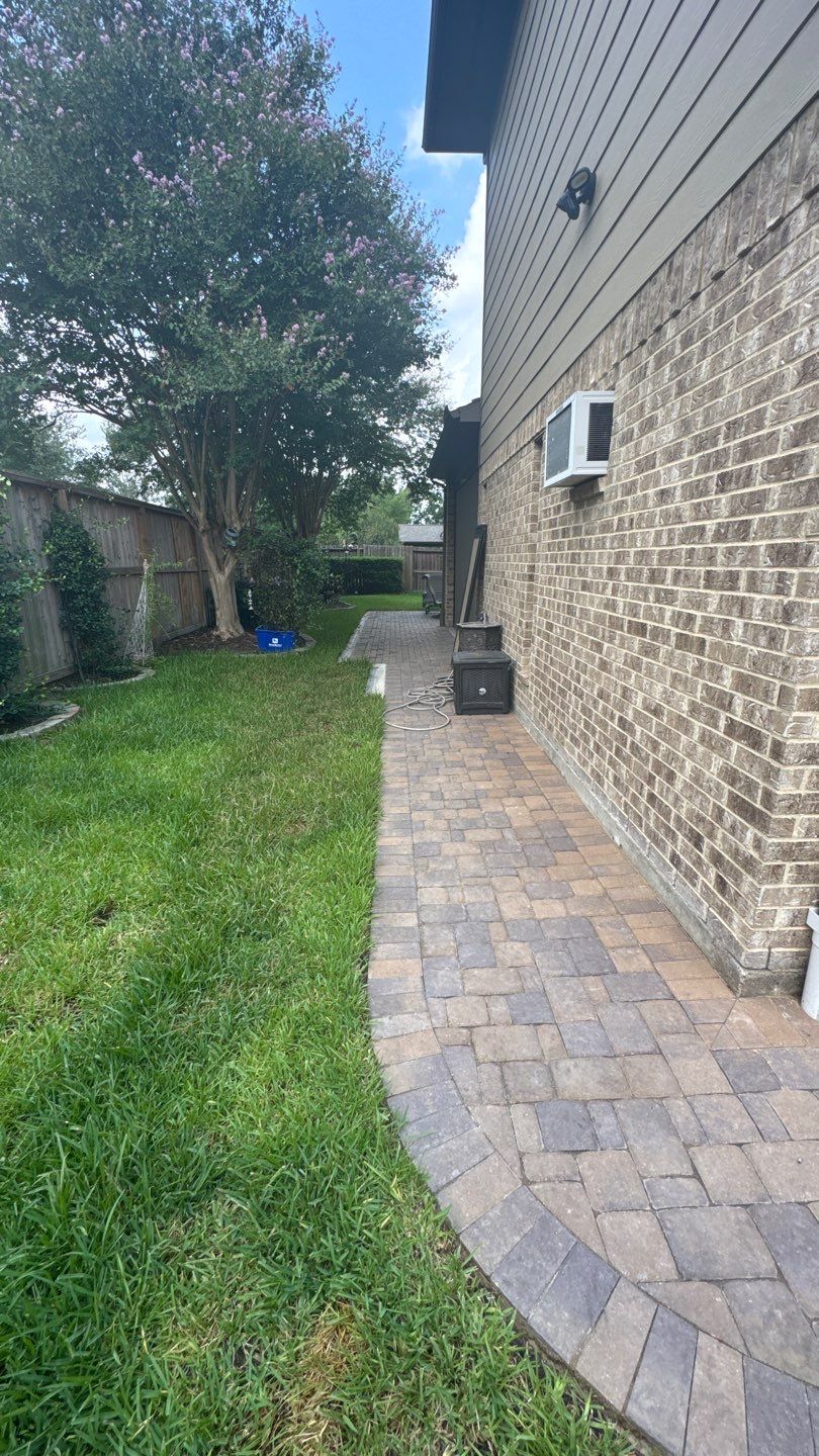 📸 Linda & Dave Showcase: Backyard & Side Yard Renovation by Texas Urban Elements