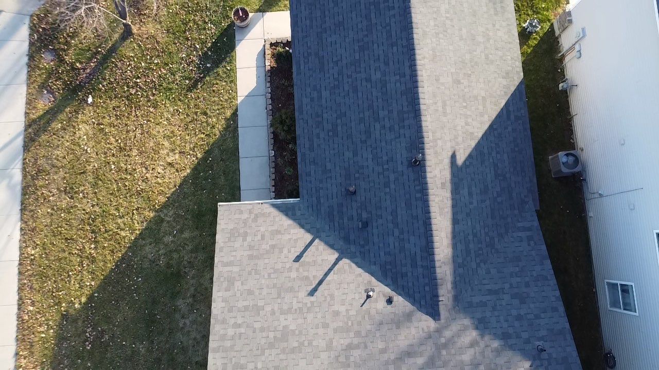 Fresh Roof, Fresh Look ā Charter Pointe Home Gets 2024ās Twilight Black Treatment by ID Roofing LLC