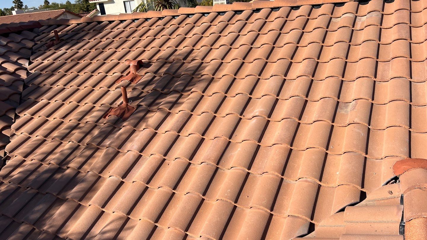 Sunset Tan Concrete Tile by Reimagine Roofing