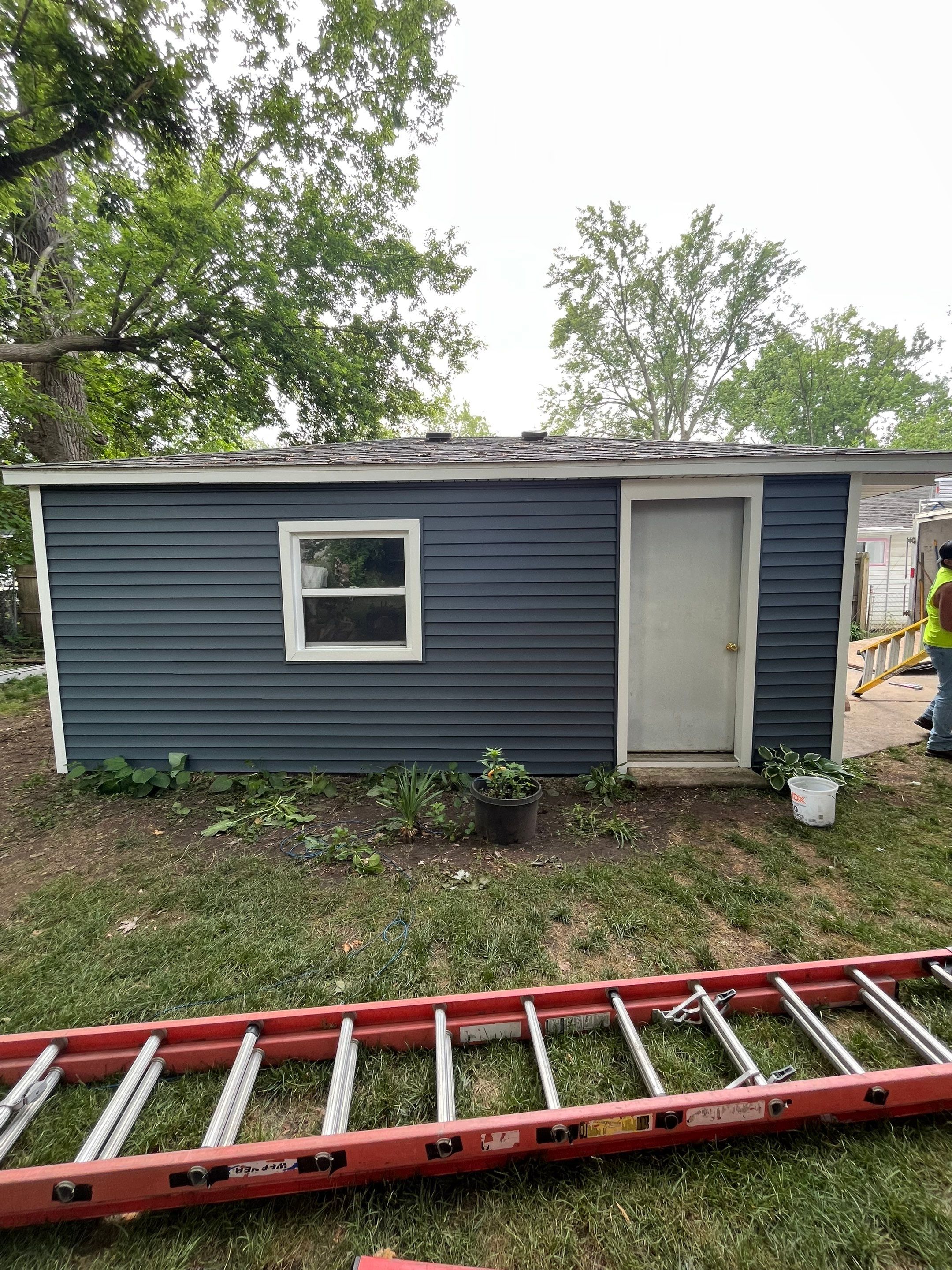 Siding Replacement using CertainTeed Restoration Classis D4 by 180 Contractors