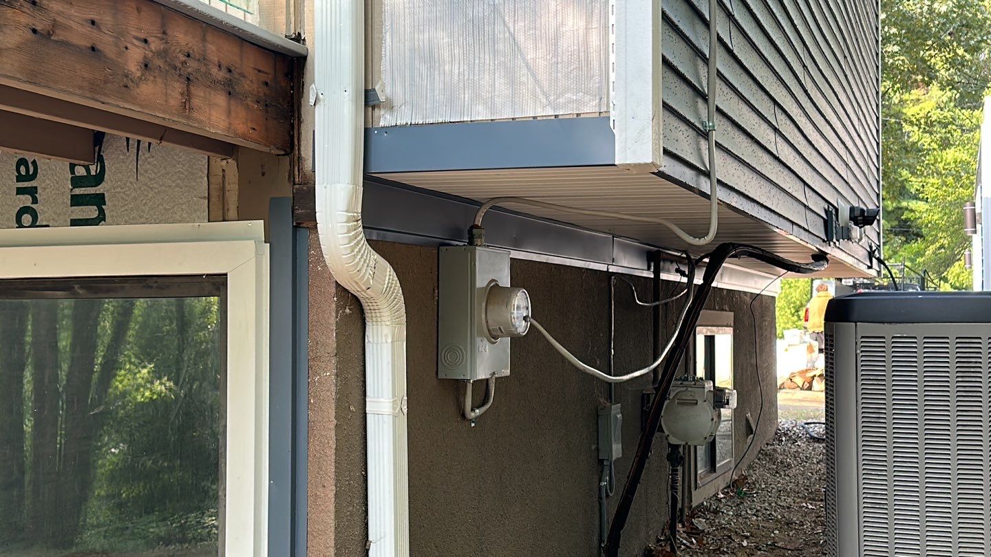 Siding Replacement using CertainTeed Restoration Classis D4 by 180 Contractors