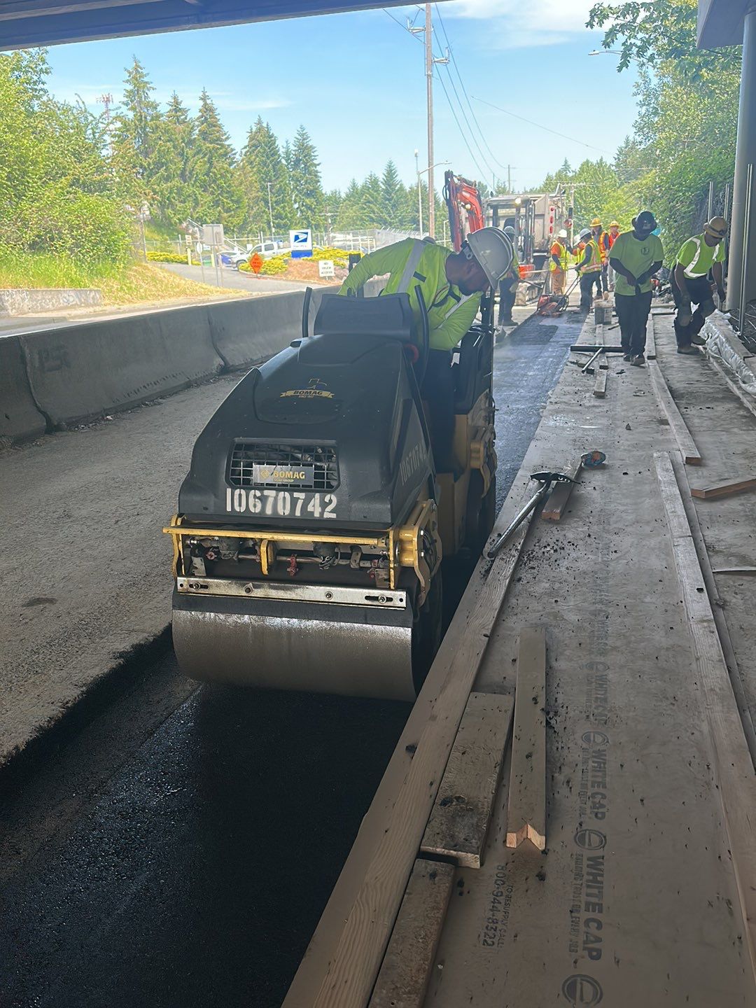 Kraemer North America | Concrete Sidewalk by Jireh Asphalt & Concrete Inc 