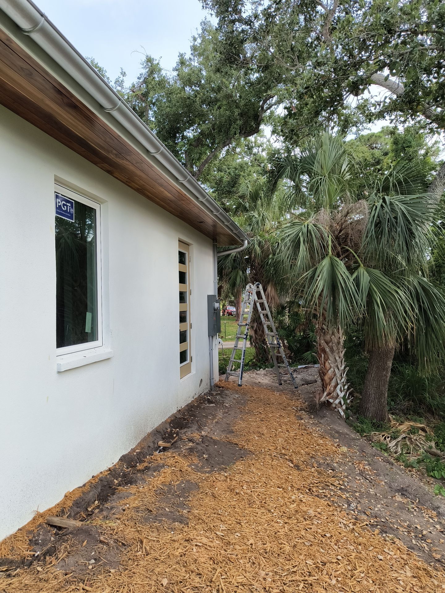 Half-Round Aluminum Gutters in Nokomis FL by Gutter Professors