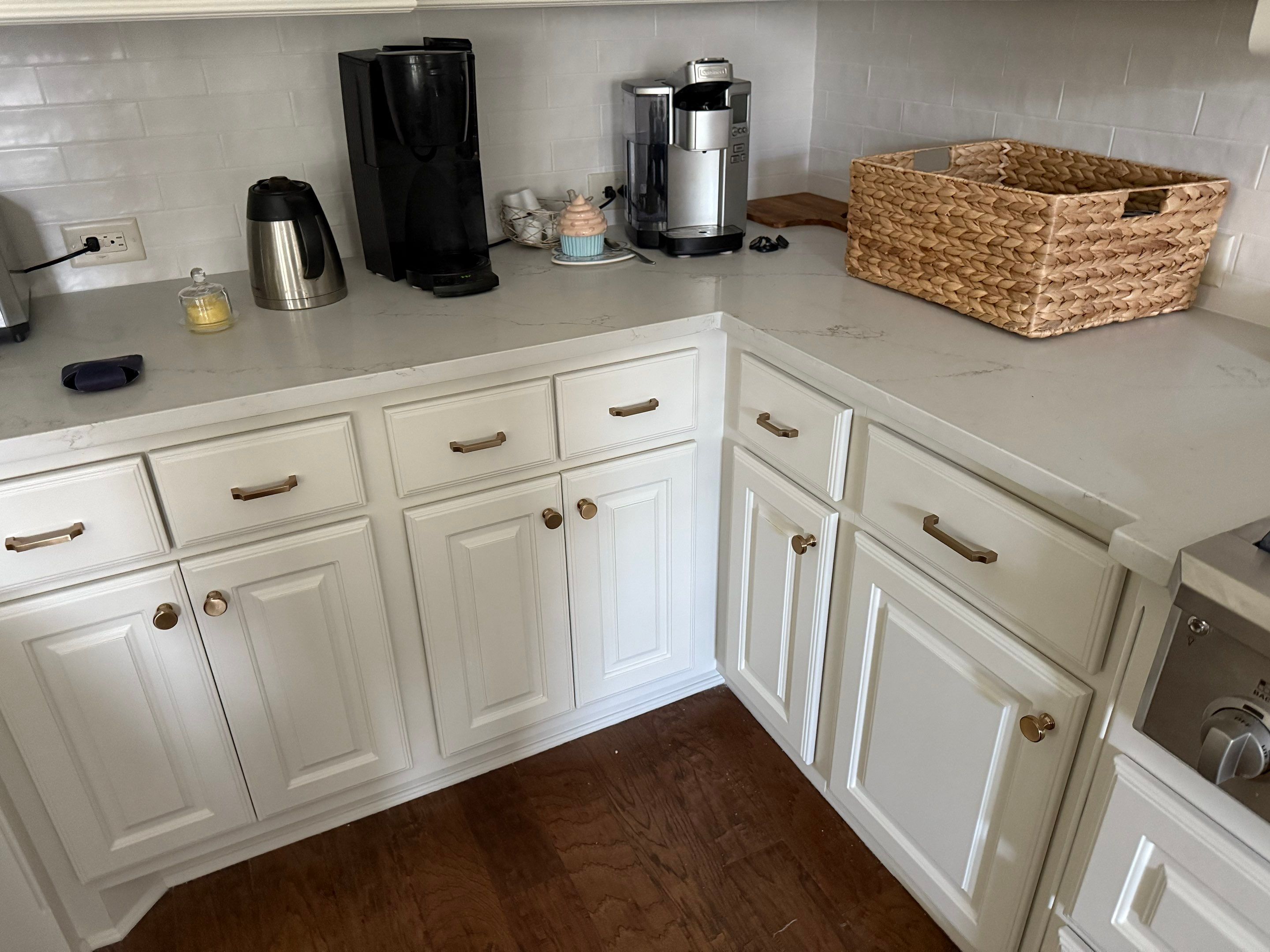 Kitchen Remodel in The Woodlands by SophAlx LLC