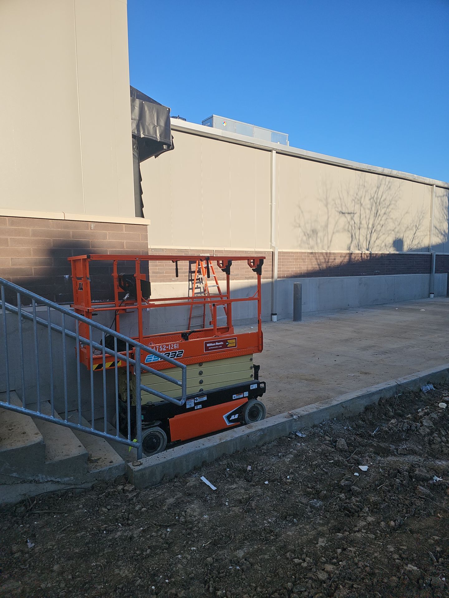 Commercial Roofing Installation using Insulated roof and wall panels by Nitro Roofing and Construction