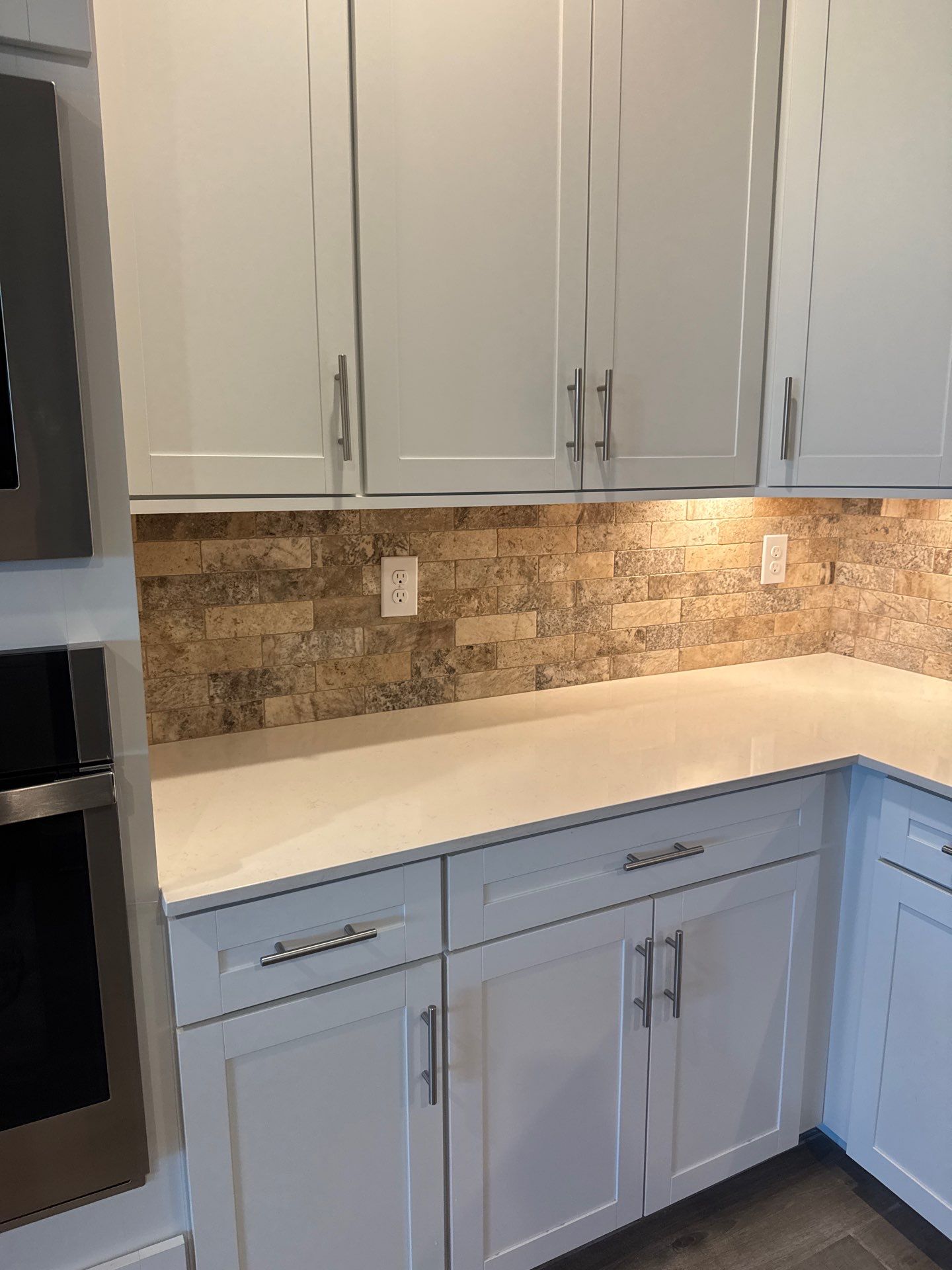 Backsplash by Vrmmm Flooring