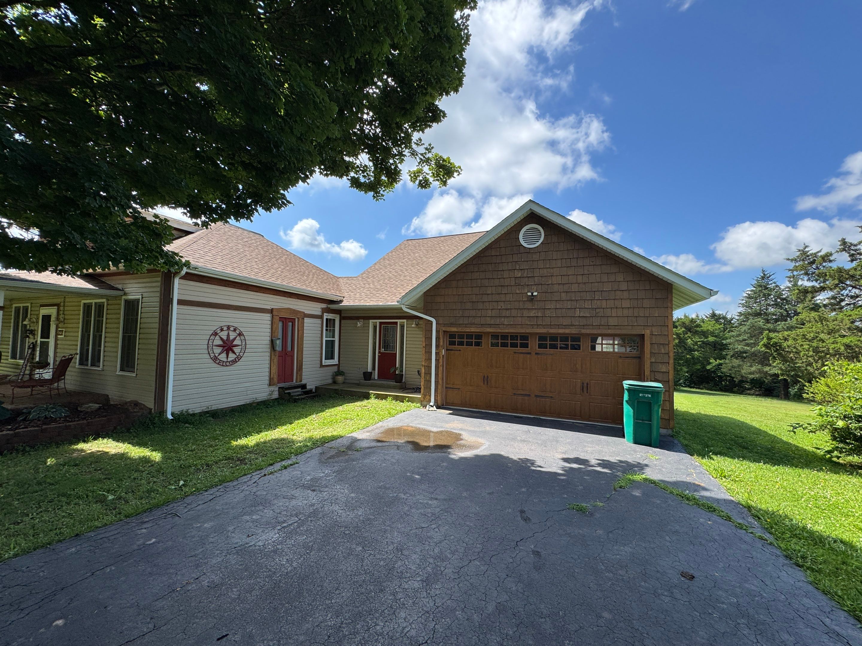 2271 Yellow Rock Road De Soto by Acute Roofing And Exteriors 