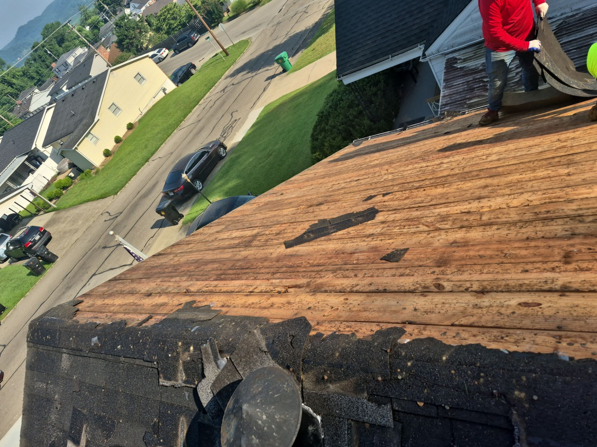🖤 Sleek. Bold. Built to Last — Granite Black in Portsmouth! by Mr. Roofer