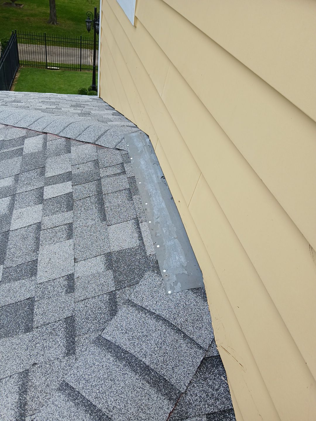 Residential Roofing Installation using Owen's Corning Duration (Lifetime) Shingles by Roof Repair Company