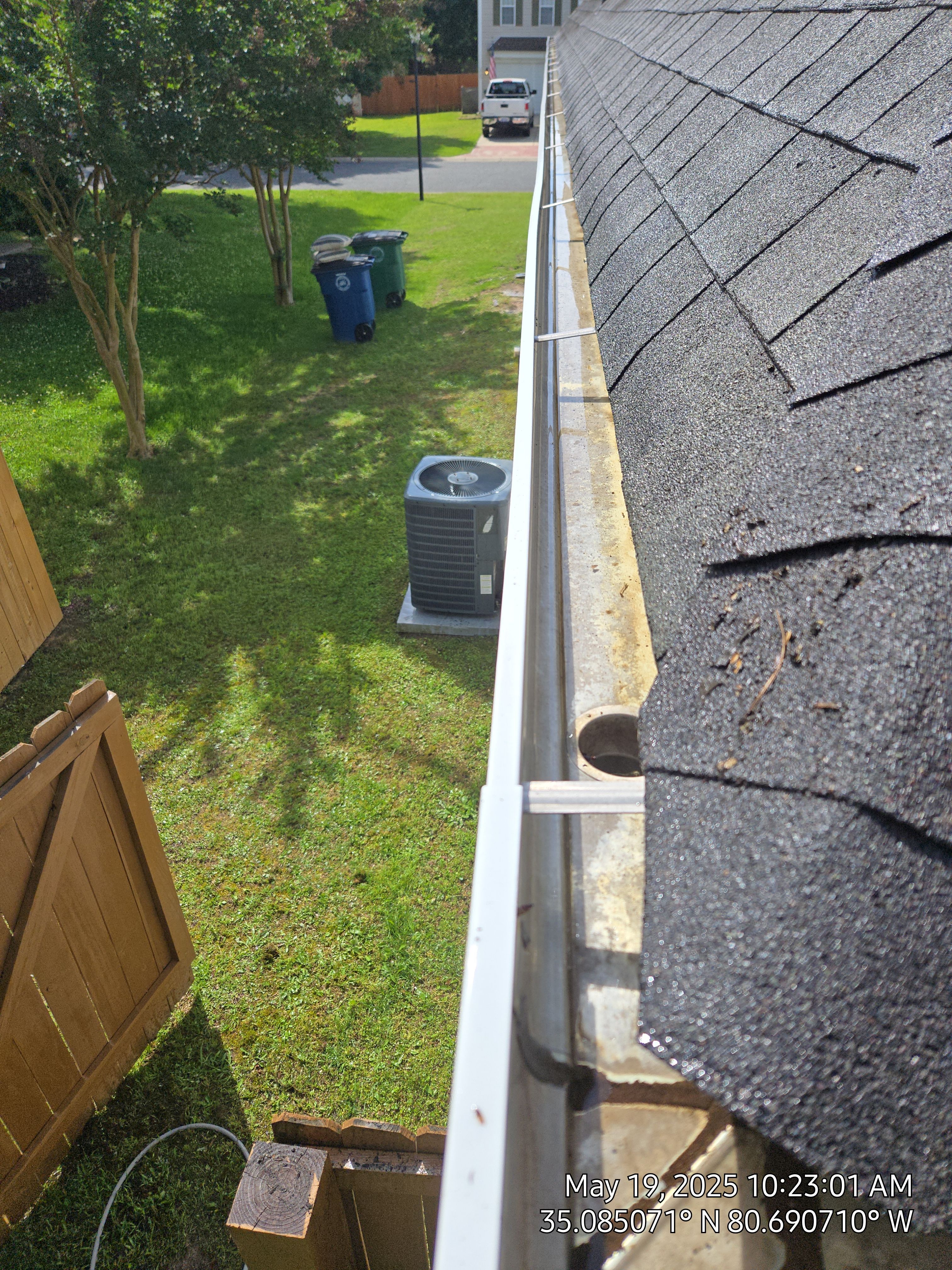 House Wash using cleaner by Power Wash Masters LLC