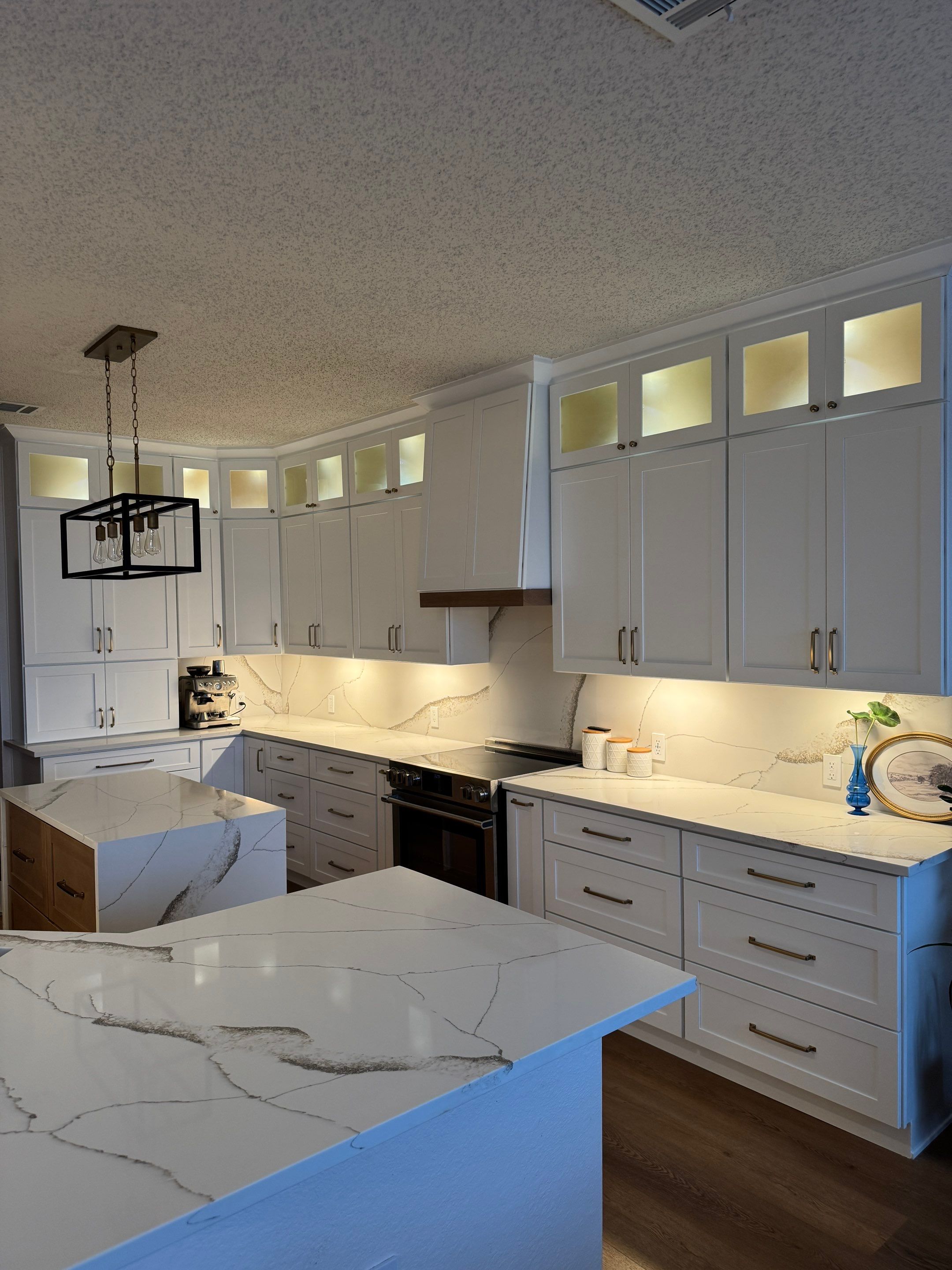 10-Day Luxury Kitchen: Custom Artistry & Waterfall Island Elegance by Tibi Soli LLC