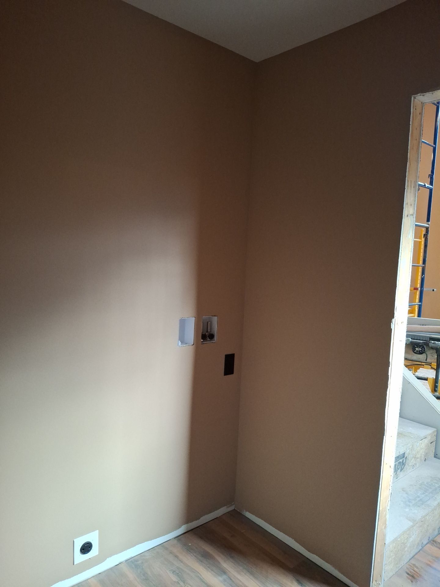 New construction Drywall  by Big Pine Panting Inc