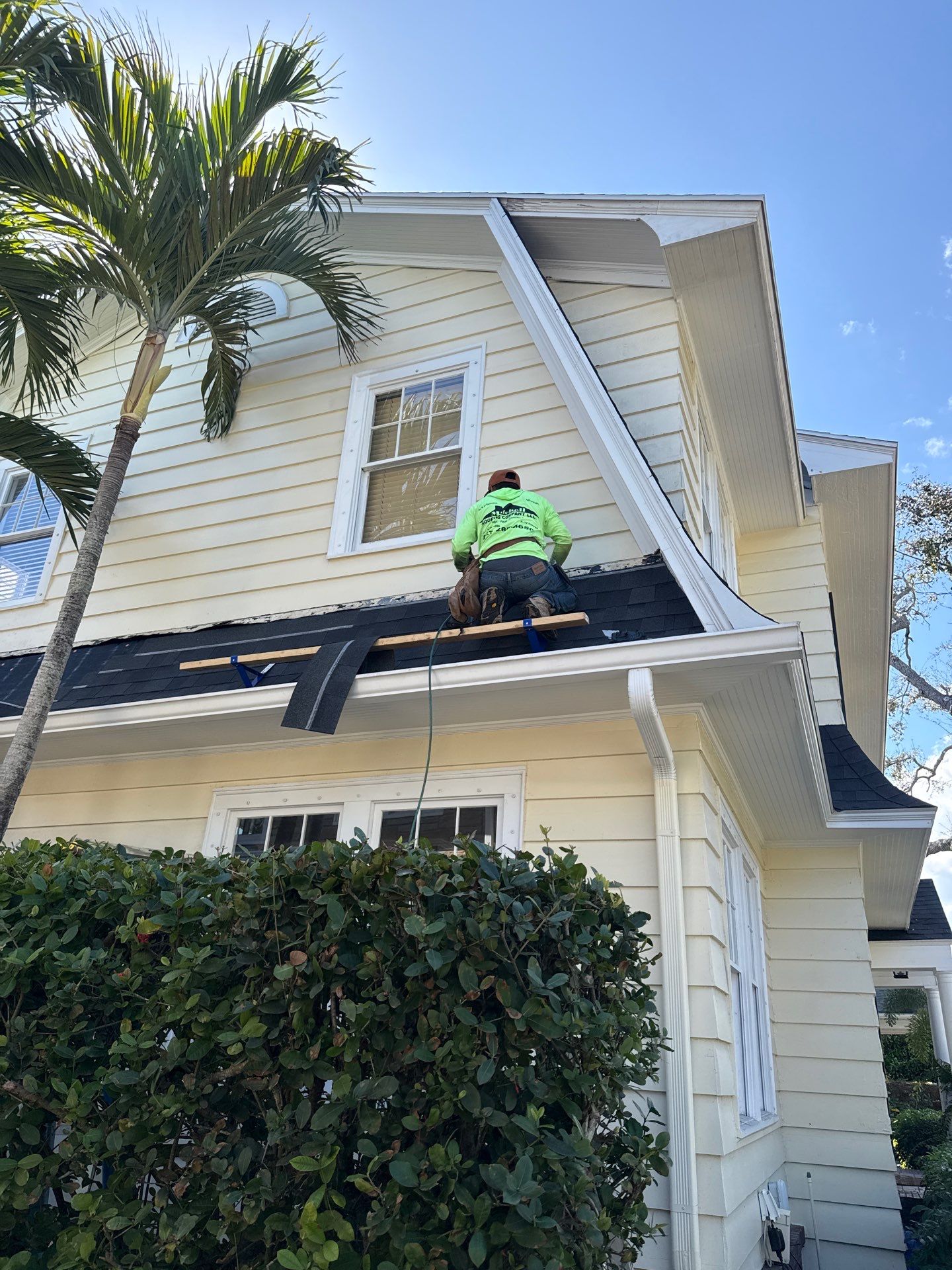 Project in St. Petersburg 33704 by Mitchell Roofing Company LLC 