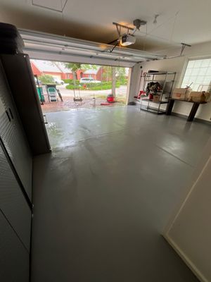 epoxy garage floor cleaning using degreaser