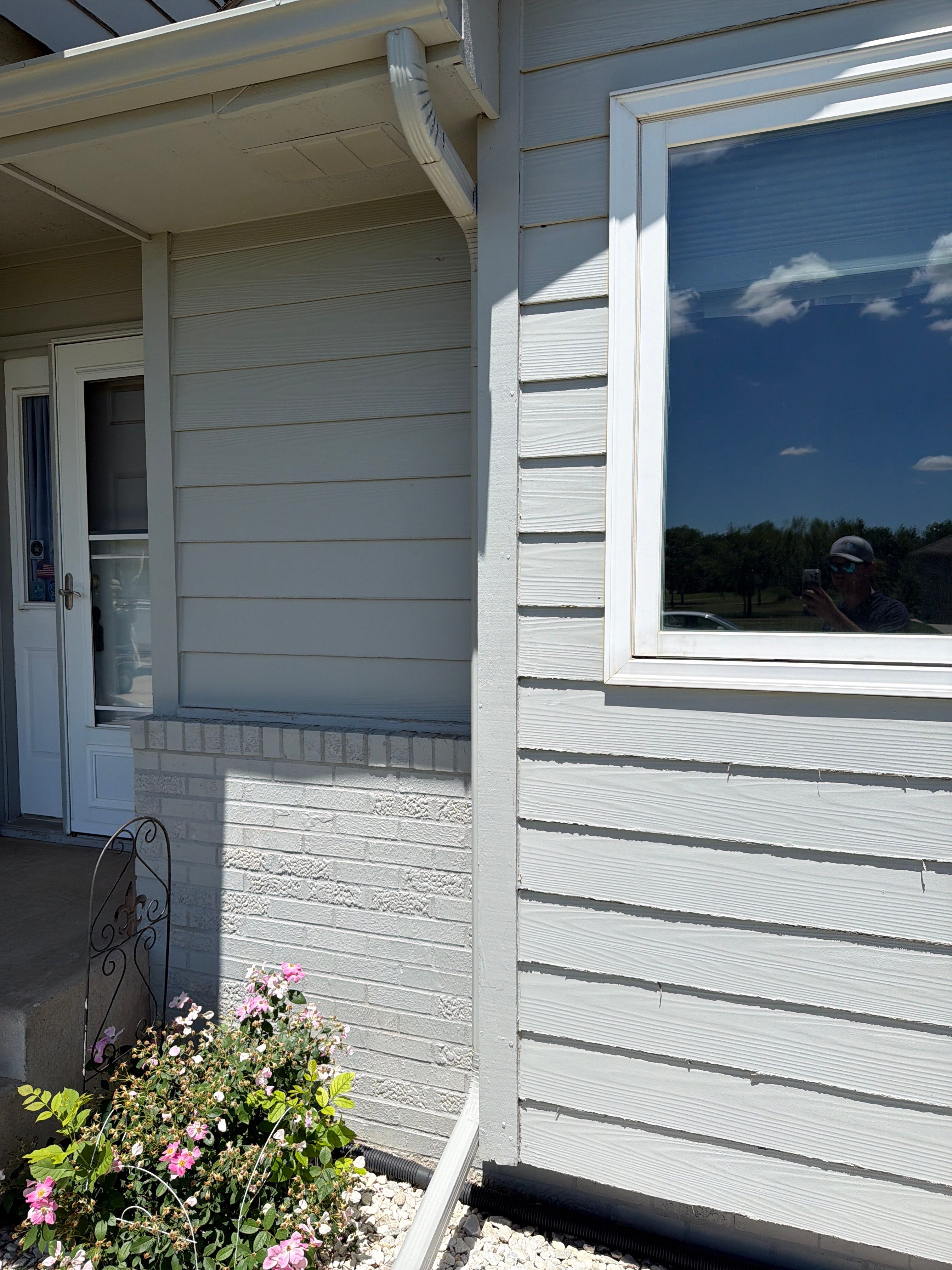 Full Exterior Painting and Siding Refresh in Hartford by Select Painting, Coatings & Garage Cabinets