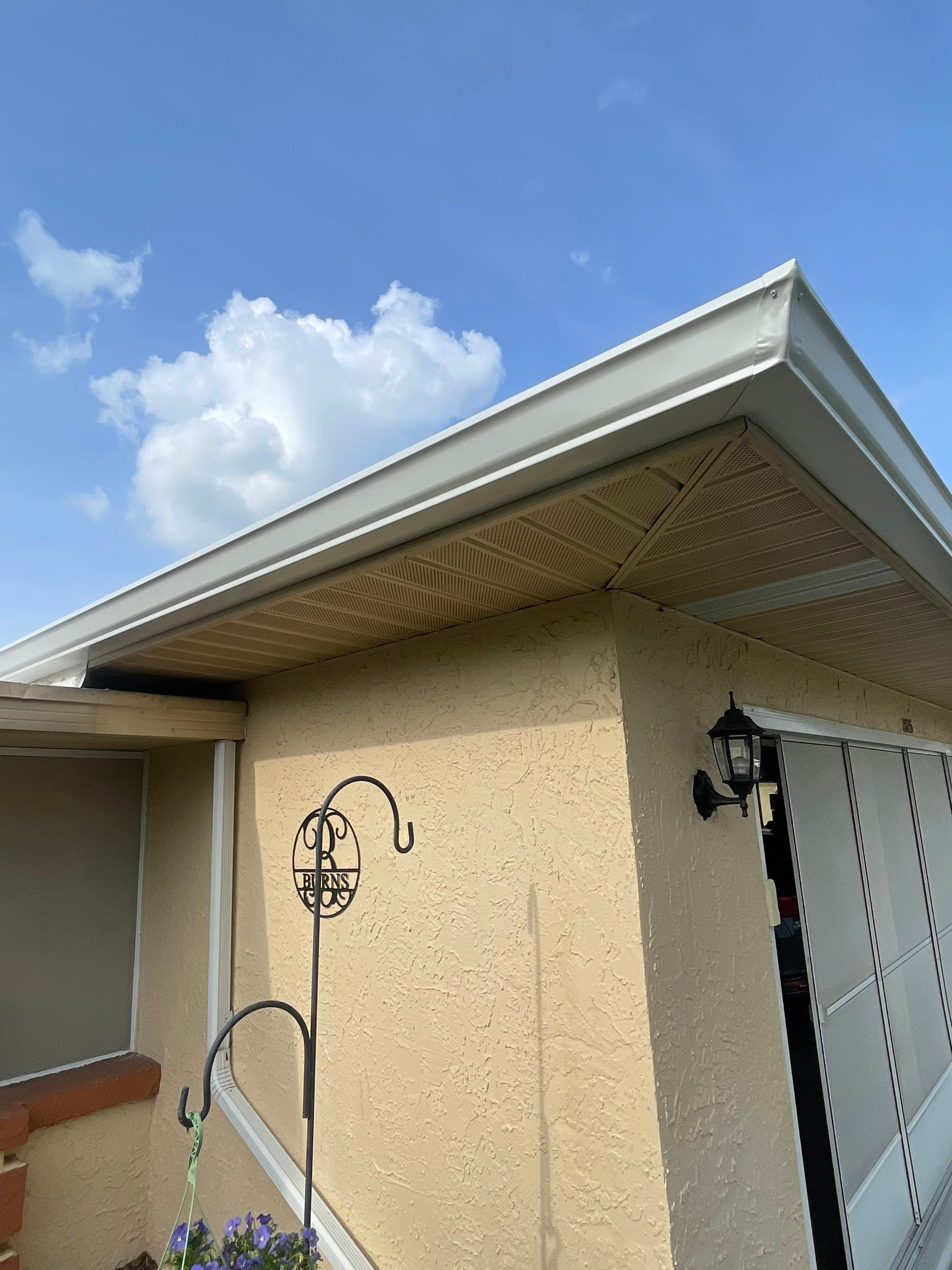 White Vinyl Gutters Installation in Sarasota FL by Gutter Professors