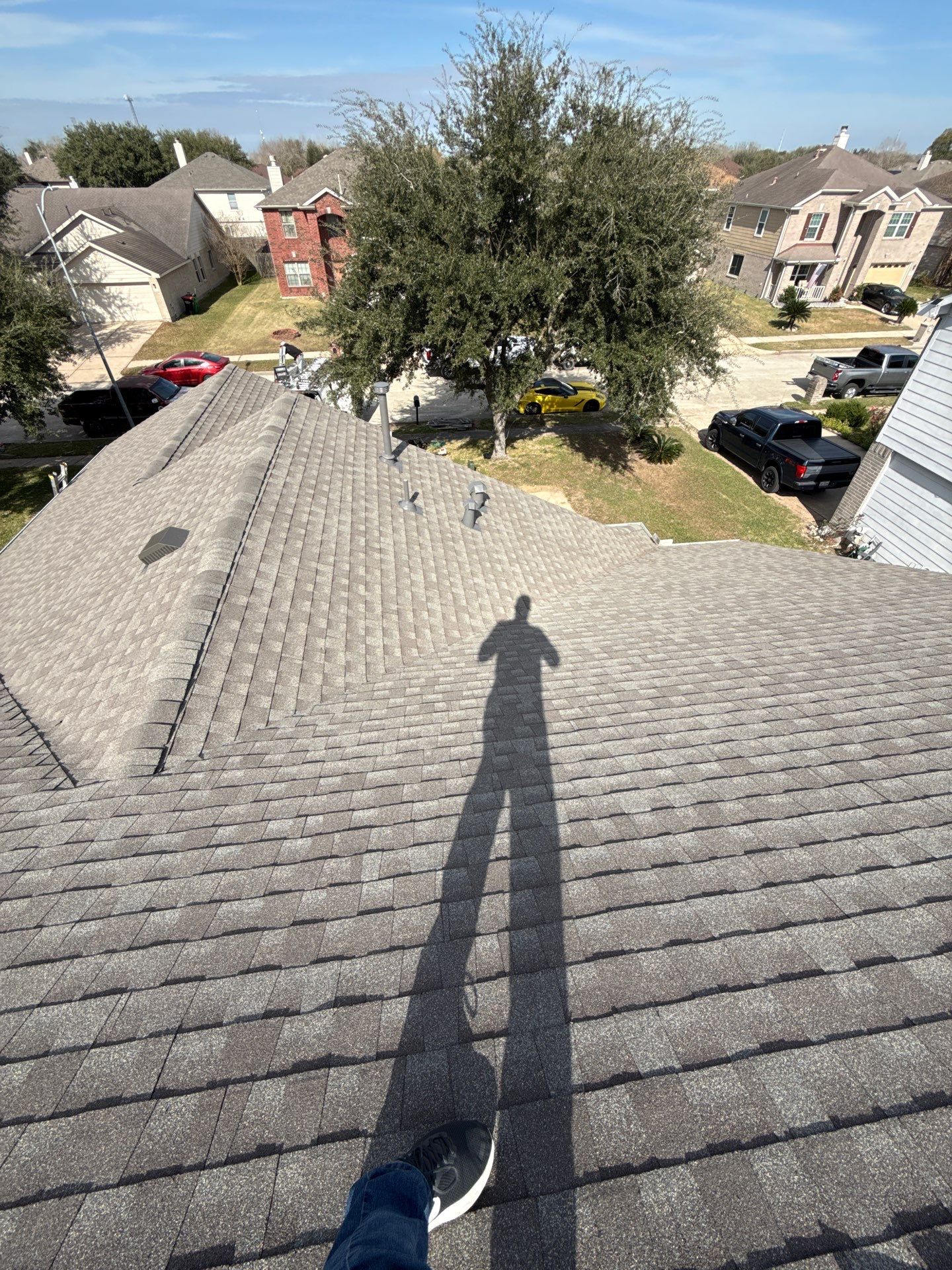 GAF Natural Shadow - Weathered Wood by Elite Roofing LLC