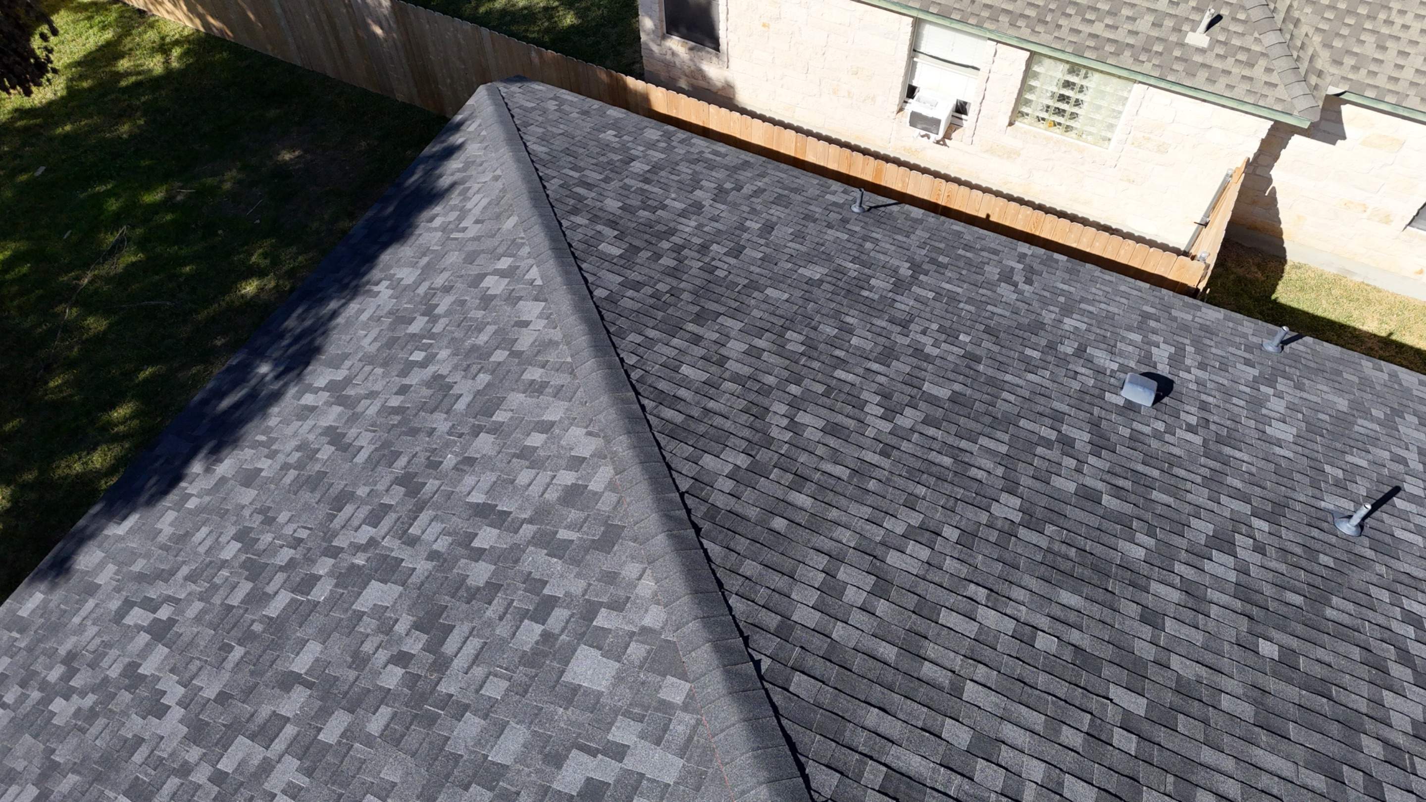 Onyx Black - Owens Corning TruDefinition Duration  by RoofsOnly.com