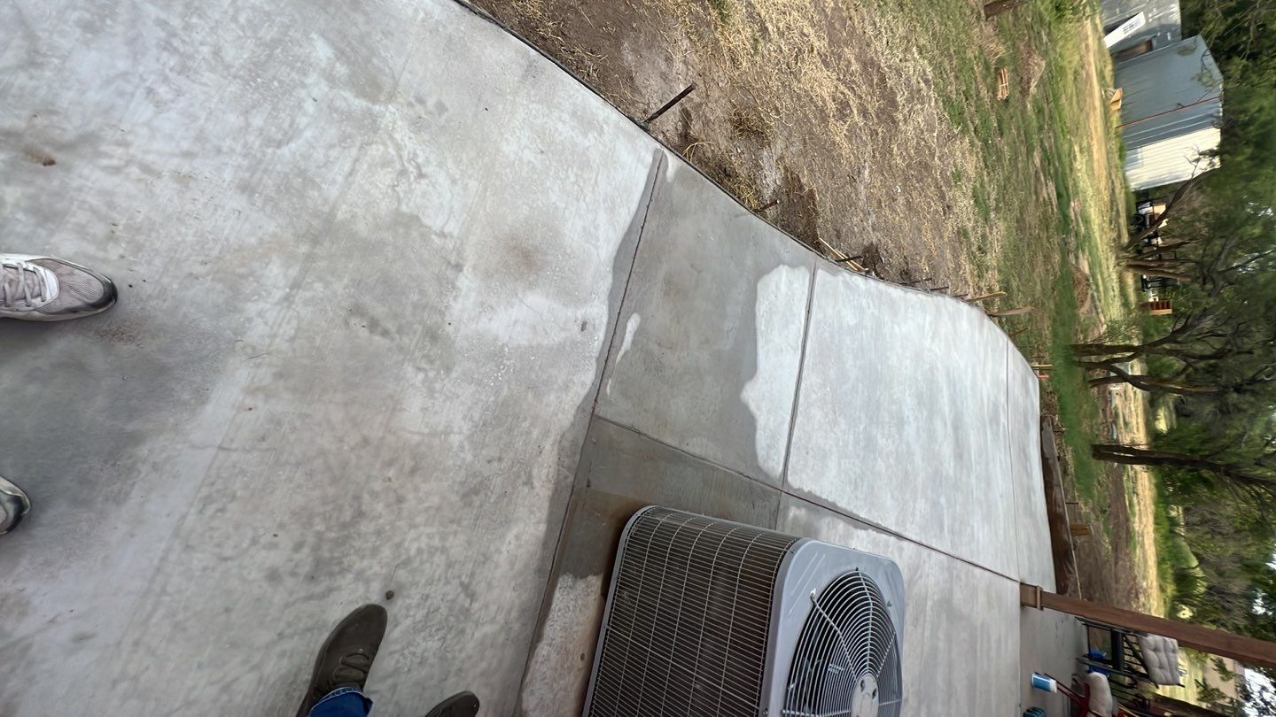 1000' Drive and Patio using Concrete by Clays Services Inc