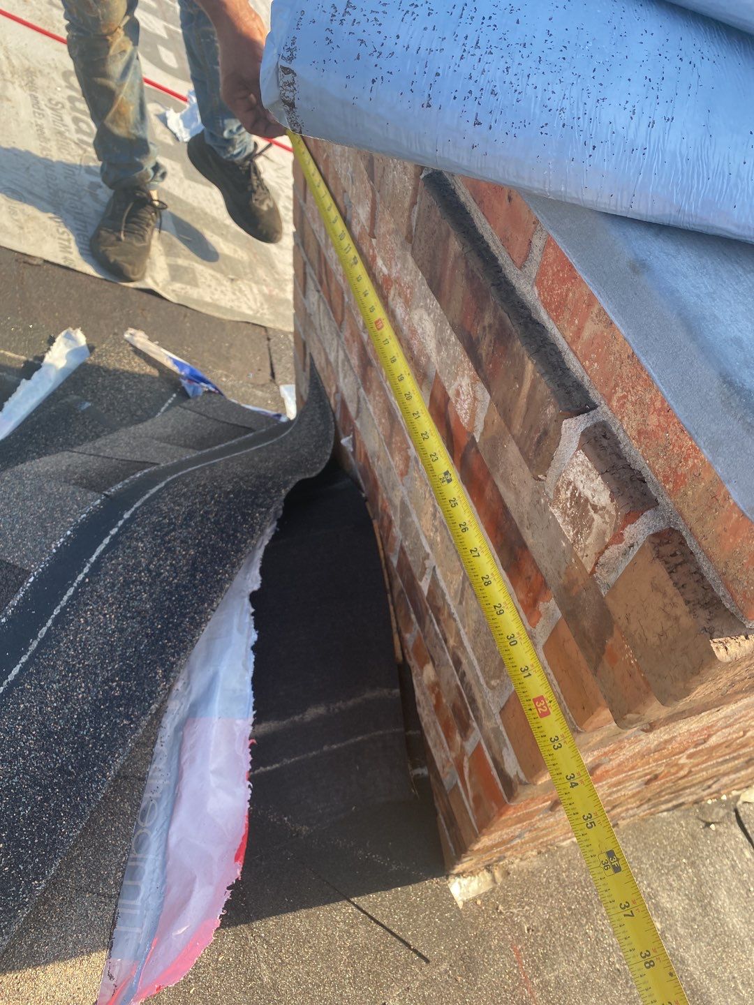 GAF - Weatherwood by Frontline Roofing and Construction