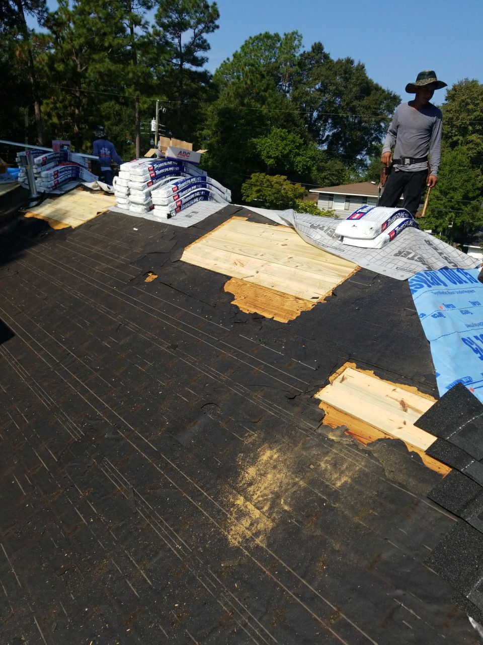 Residential Roofing Installation using Roof Replacement by American Roofing & Construction LLC