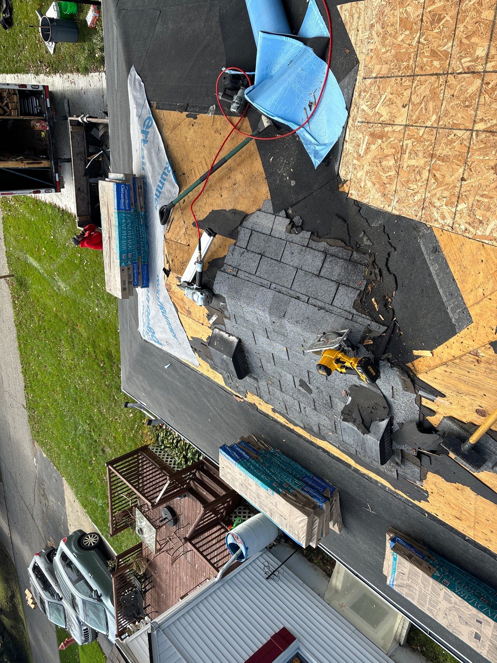 Roof Replacement using CertainTeed Landmark by 180 Contractors