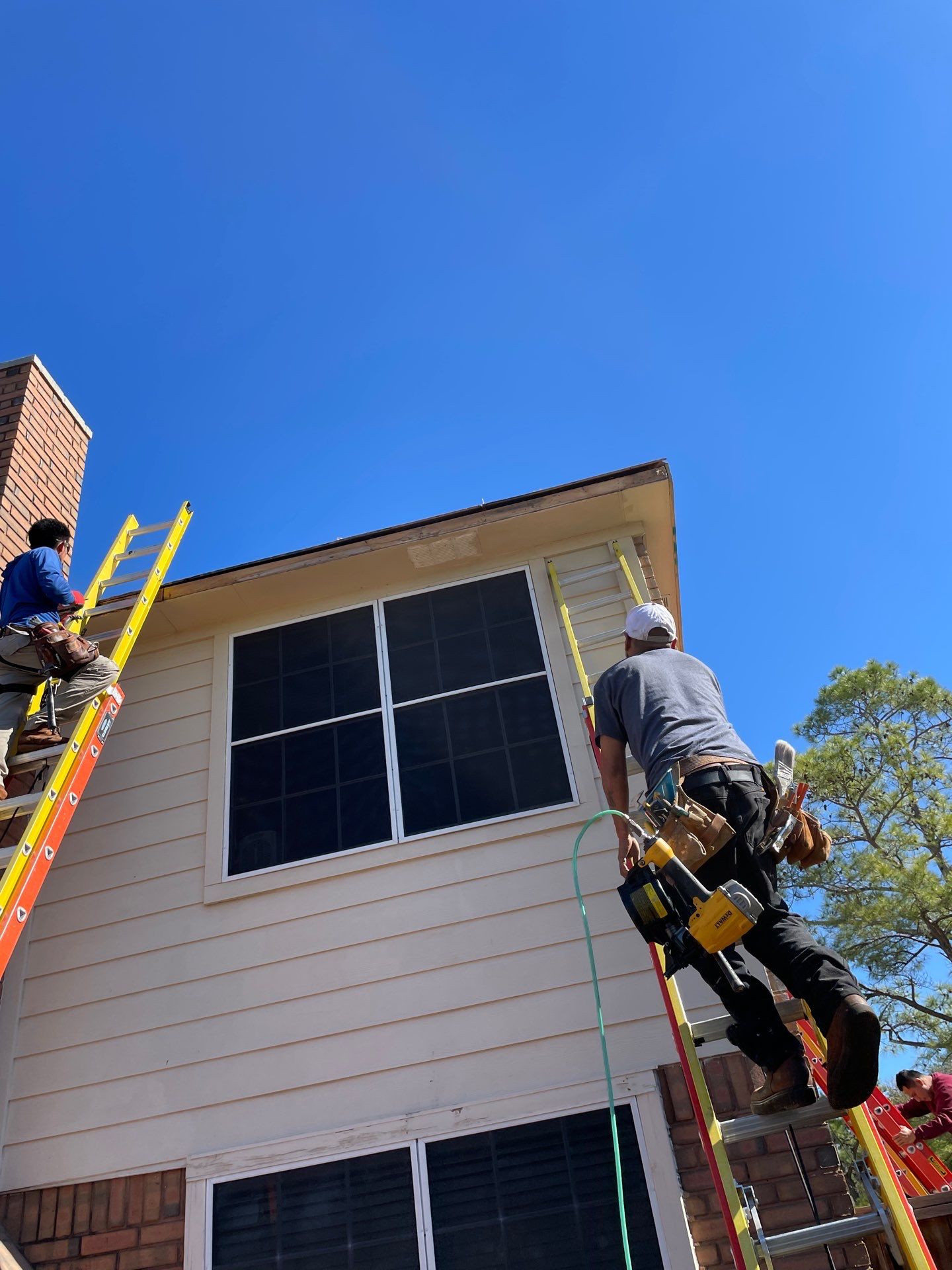 Residential Roofing Installation using Owen's Corning Duration (Lifetime) Shingles by Roof Repair Company