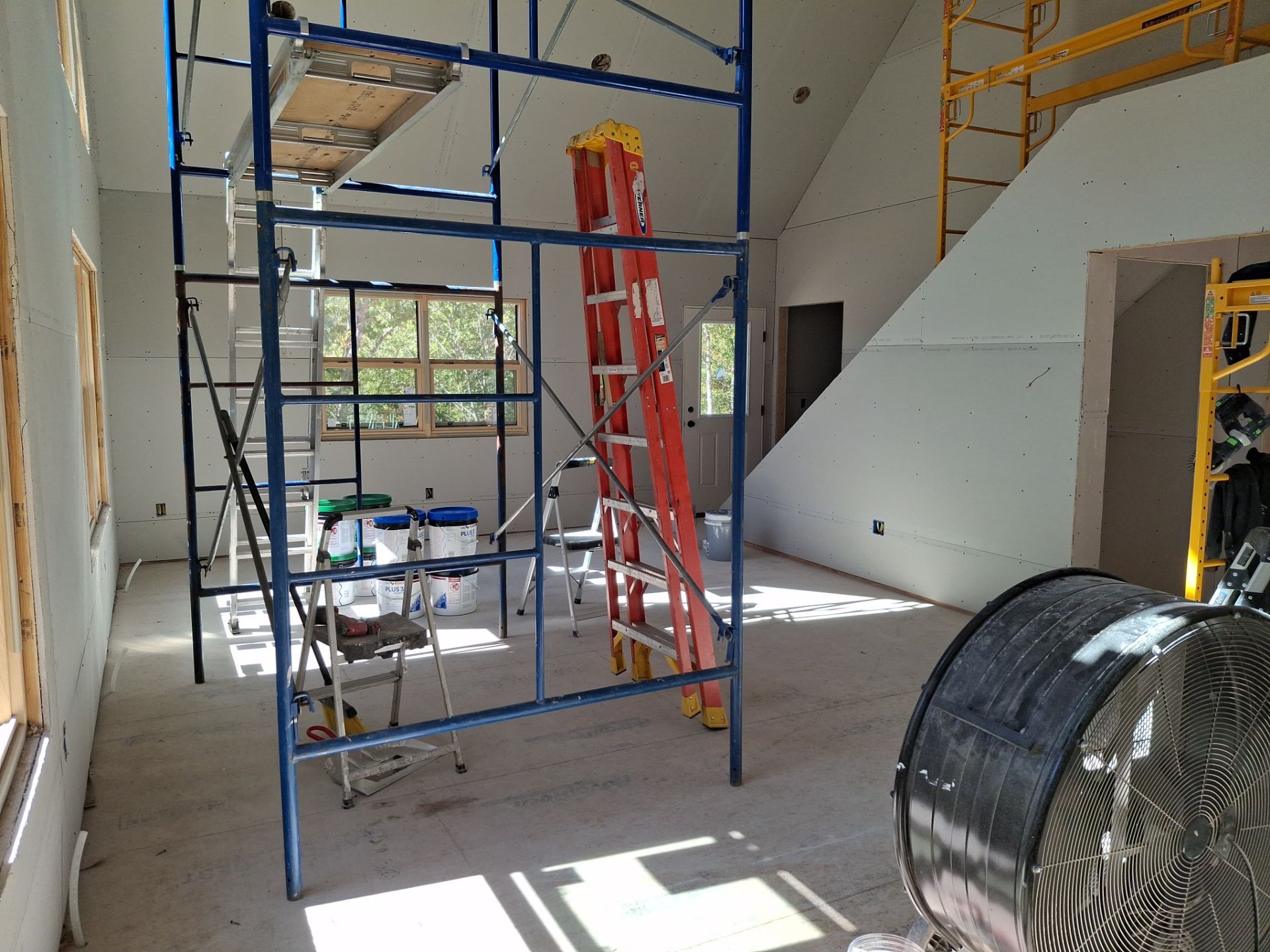 New construction Drywall  by Big Pine Panting Inc