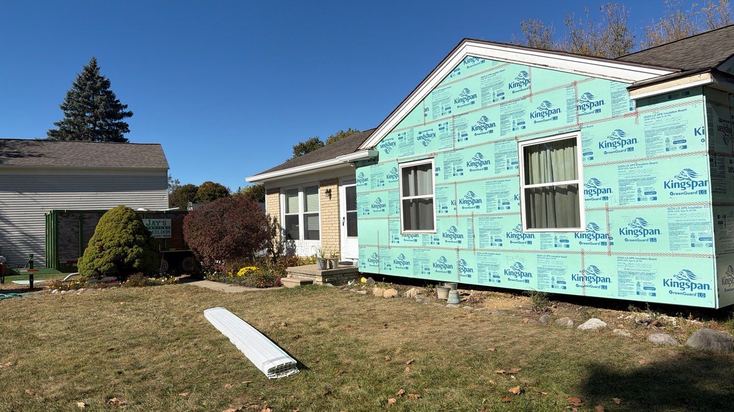 Siding Replacement using Alside S7 Cedar Mill Grain Cape Cod Grey by 180 Contractors
