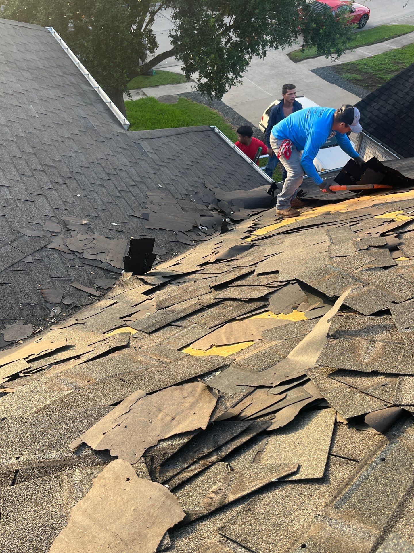 Residential Roofing Installation using Owen's Corning Duration (Lifetime) Shingles by Roof Repair Company
