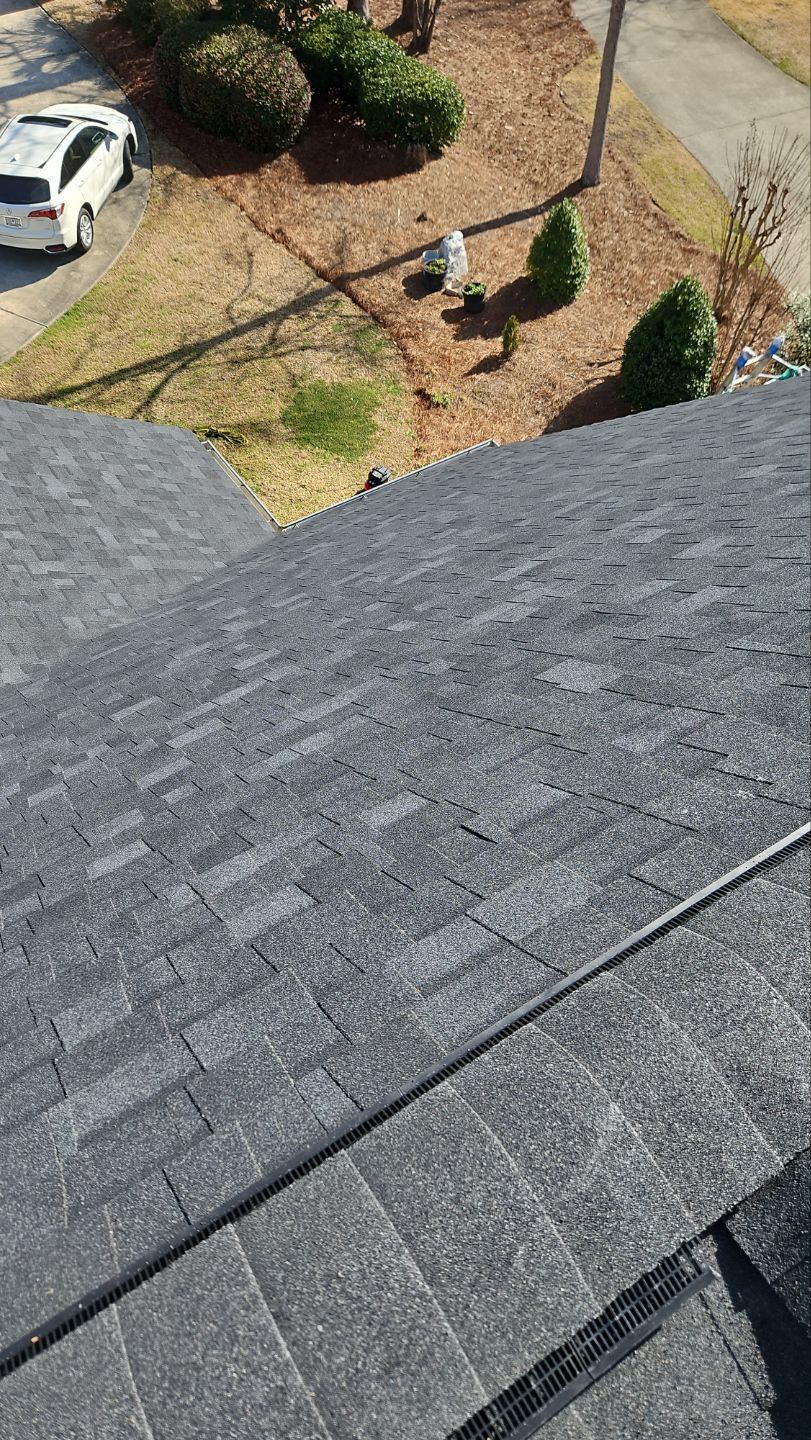 Residential Roofing Installation using Owens Corning® Oakridge Onyx Black by Indigo State Roofing