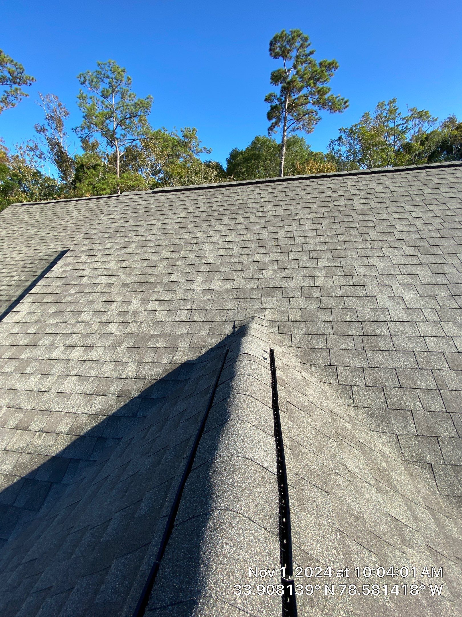 GAF HDZ - Weathered Wood by Linta Roofing Inc
