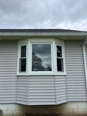 Vinyl Window Replacement and Bay Window Installation in Wadsworth