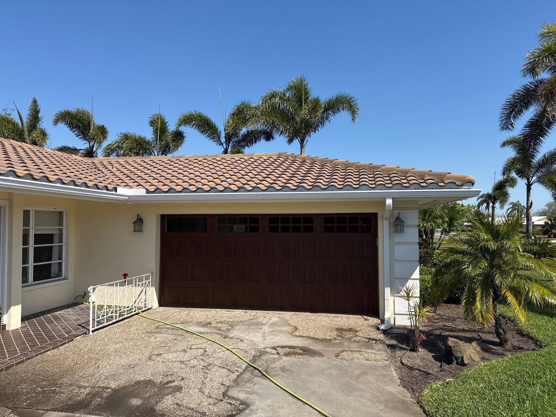 Concrete Tile Roof Cleaning in Village Green – Bradenton, FL | No Walking on Tiles! by Sunshine AquaWash