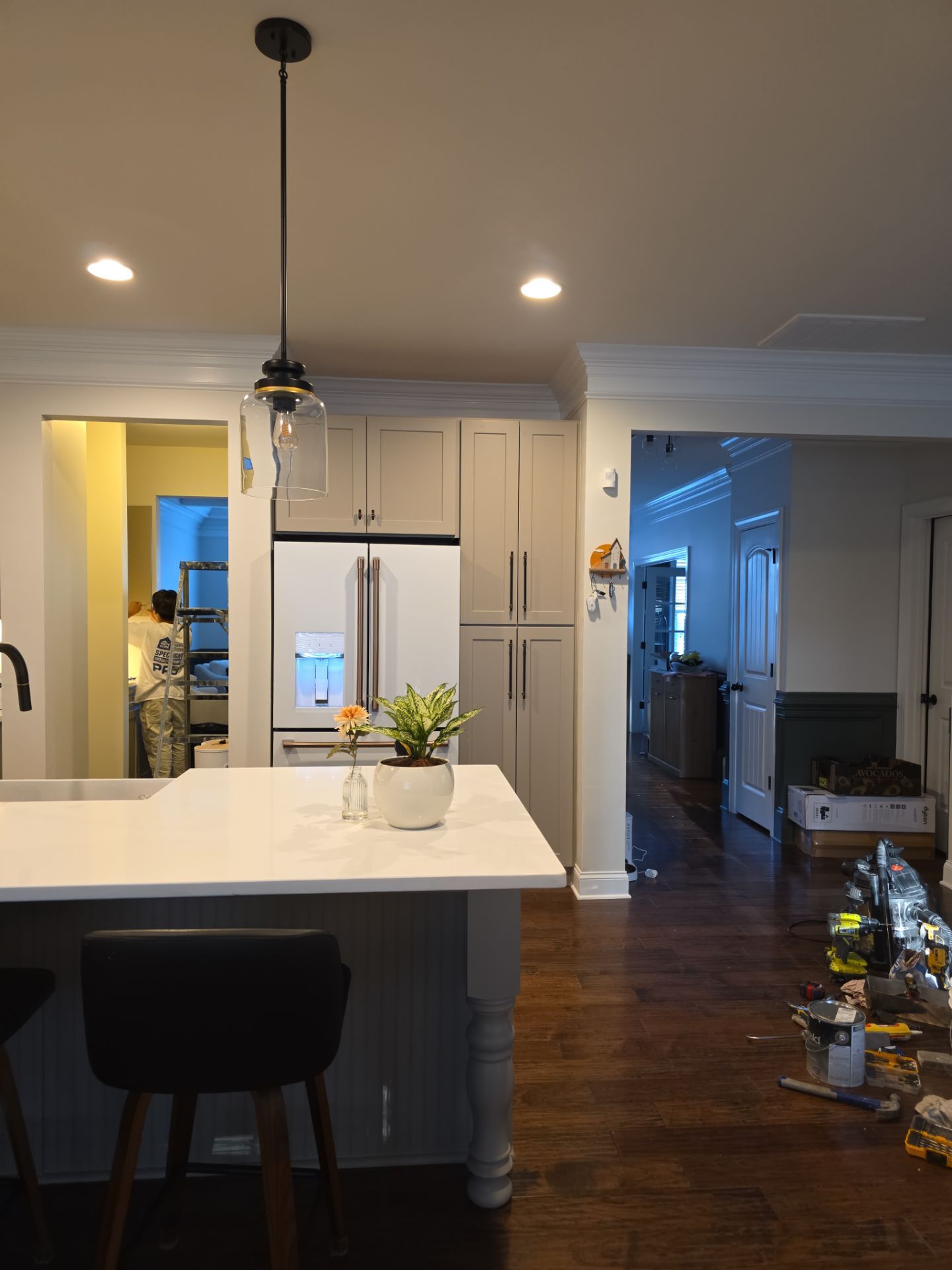 From Dated to Dazzling: A Bright Kitchen Transformation in Holly Springs by Elite Remodeling and Design LLC