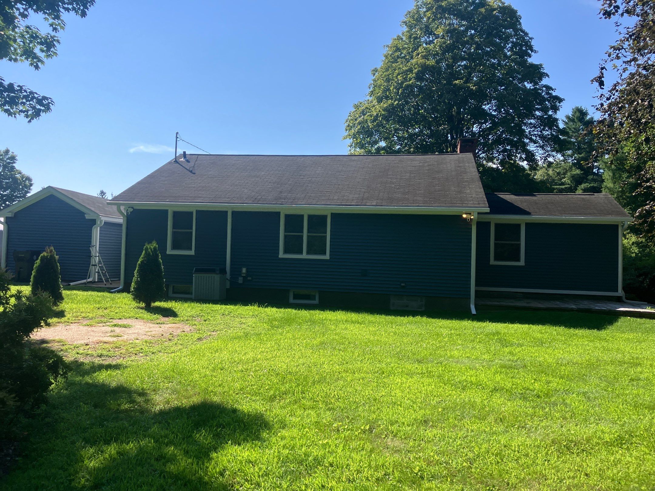 Siding using Cert Monogram D/4 x 12'6" clapboard, Pacific Blue by DiGiorgi Roofing and Siding Inc
