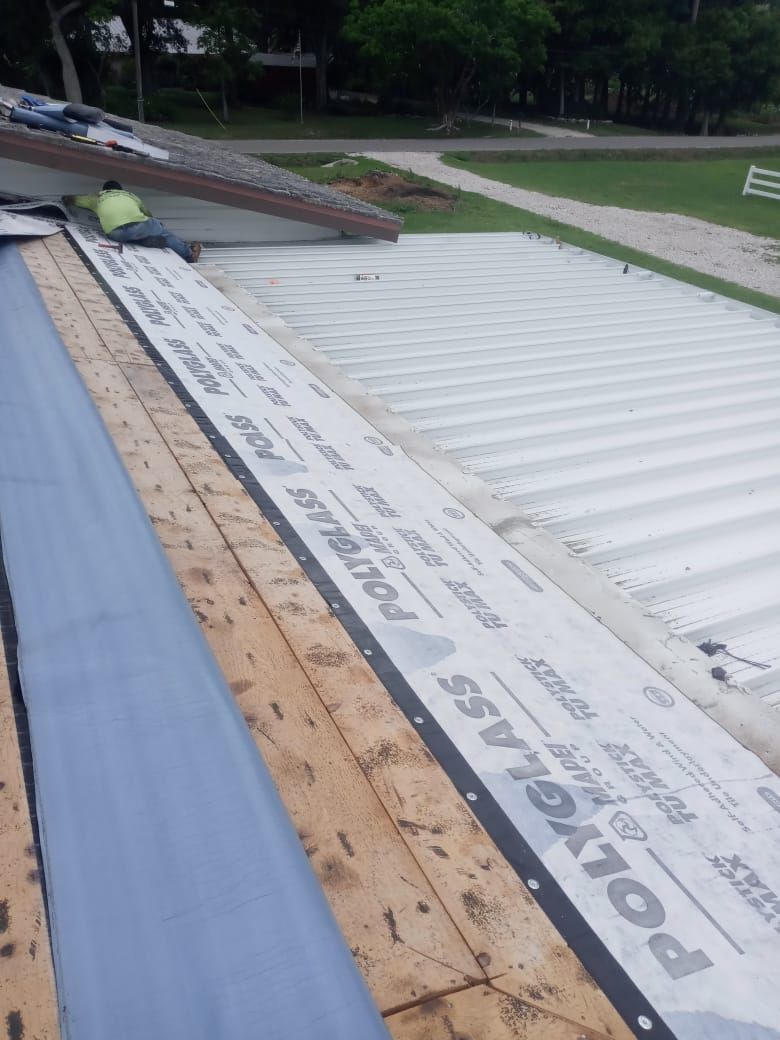 Project in Largo 33773 by Mitchell Roofing Company LLC 
