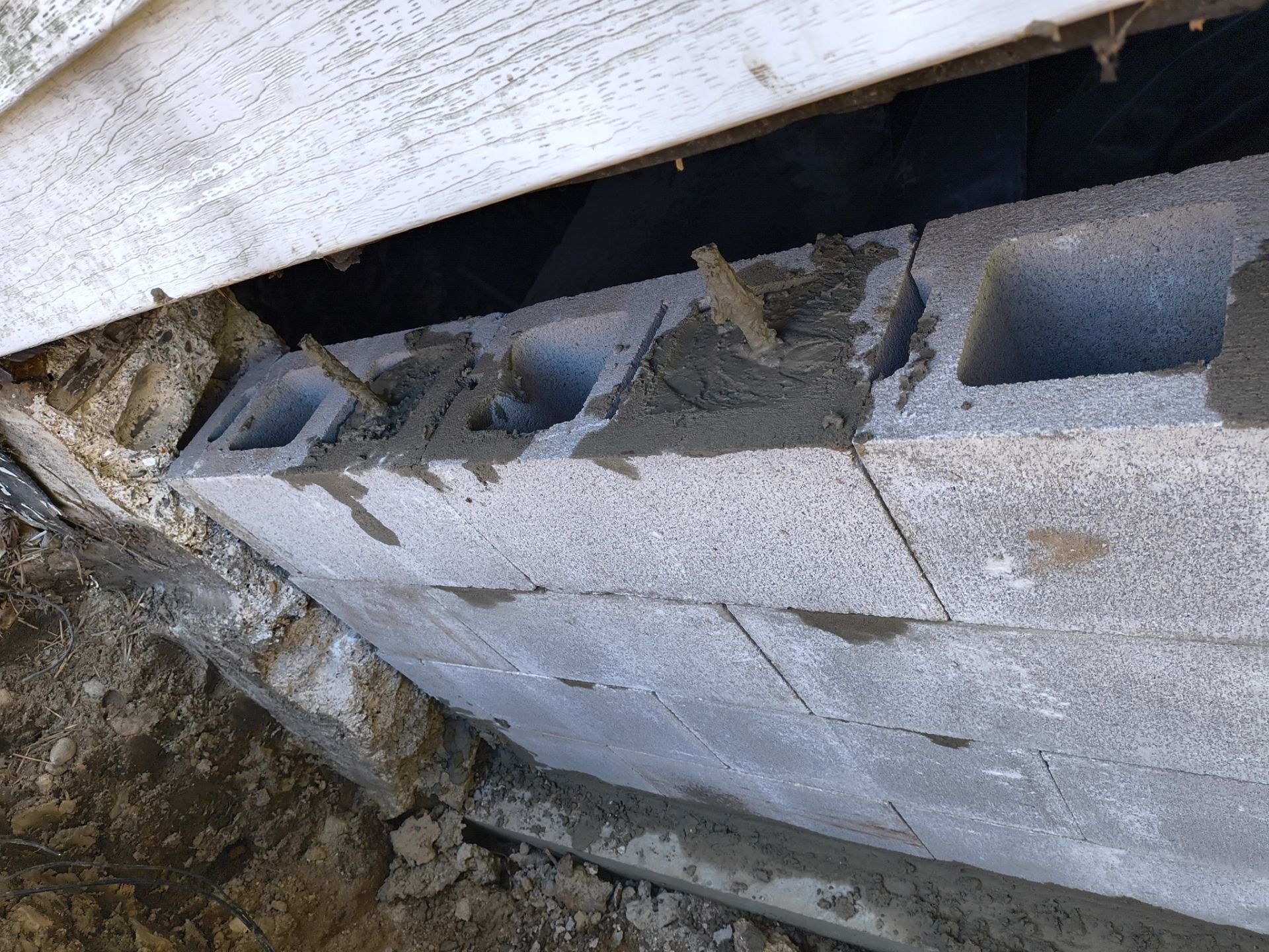 Crawl Space Interior/Exterior Waterproofing by Toledo Basement Repair 