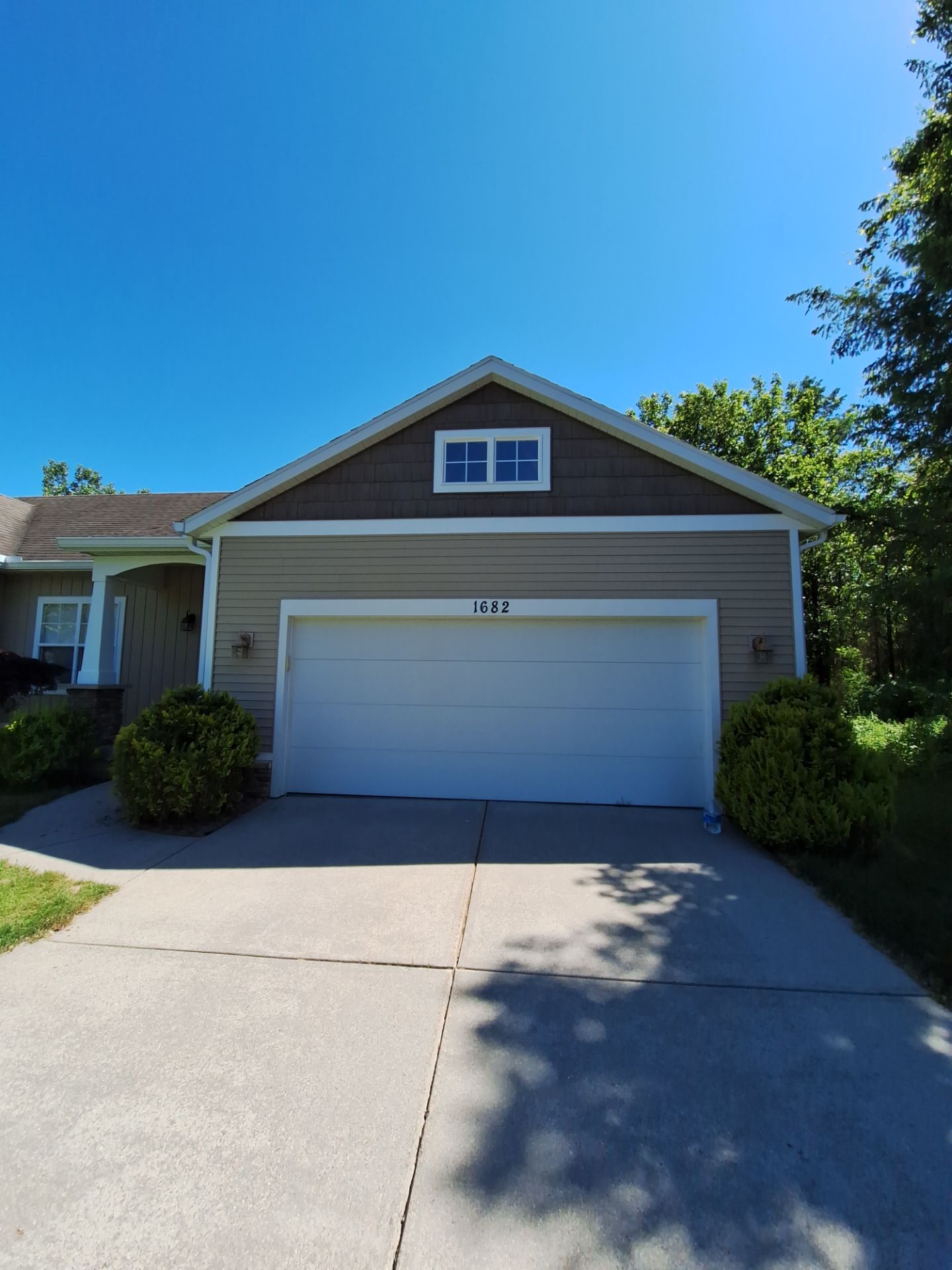 Exterior trim caulking, prime and paint. by Gordon Painting