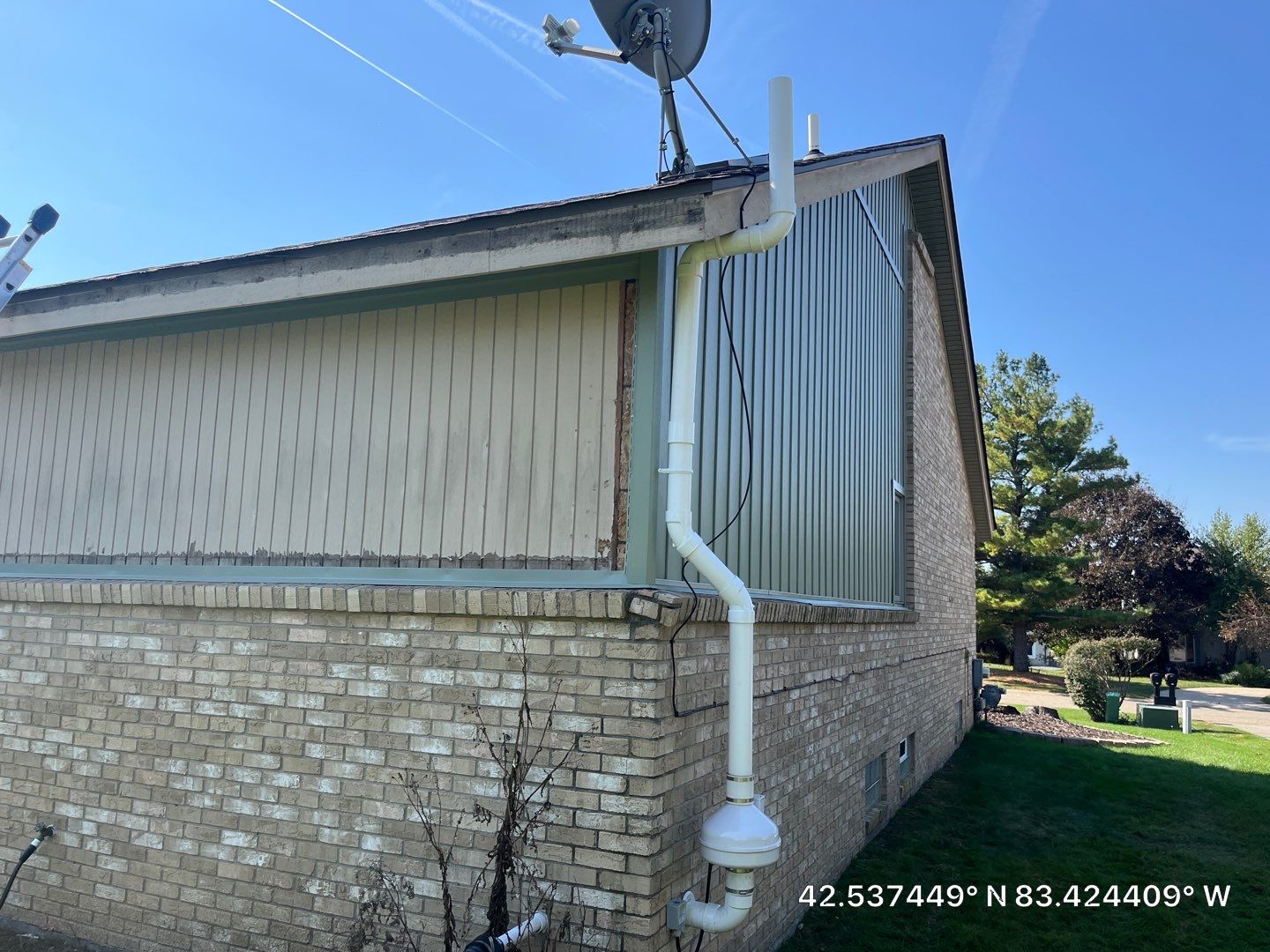 Siding Replacement using Alside 7" B&B by 180 Contractors