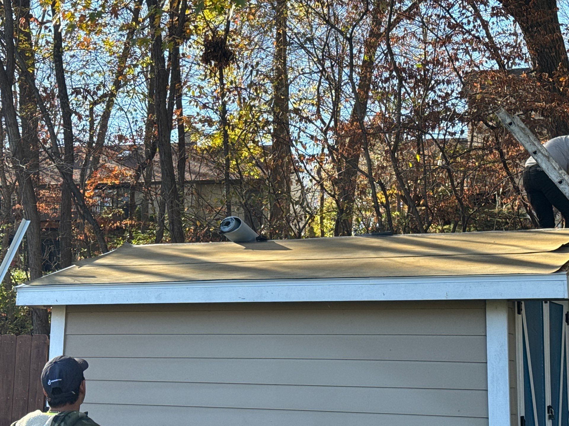 Had a storm and now a new roof! by EEC  Windows, Siding & Roofing 