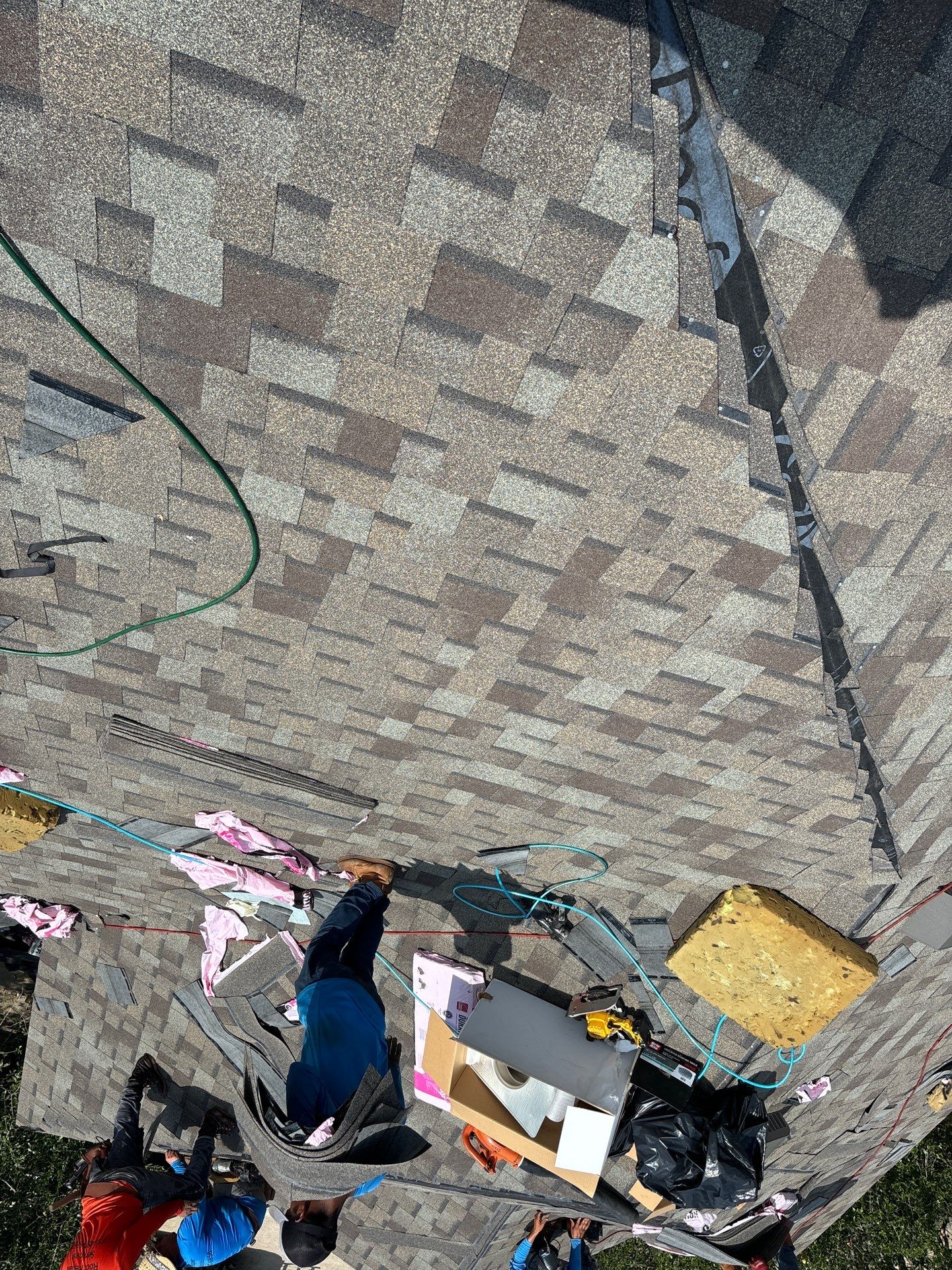 Residential Roofing Installation using Owen's Corning Duration (Lifetime) Shingles by Roof Repair Company