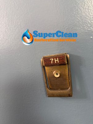Water Damage Restoration and Floor Drying in Fort Lauderdale Unit