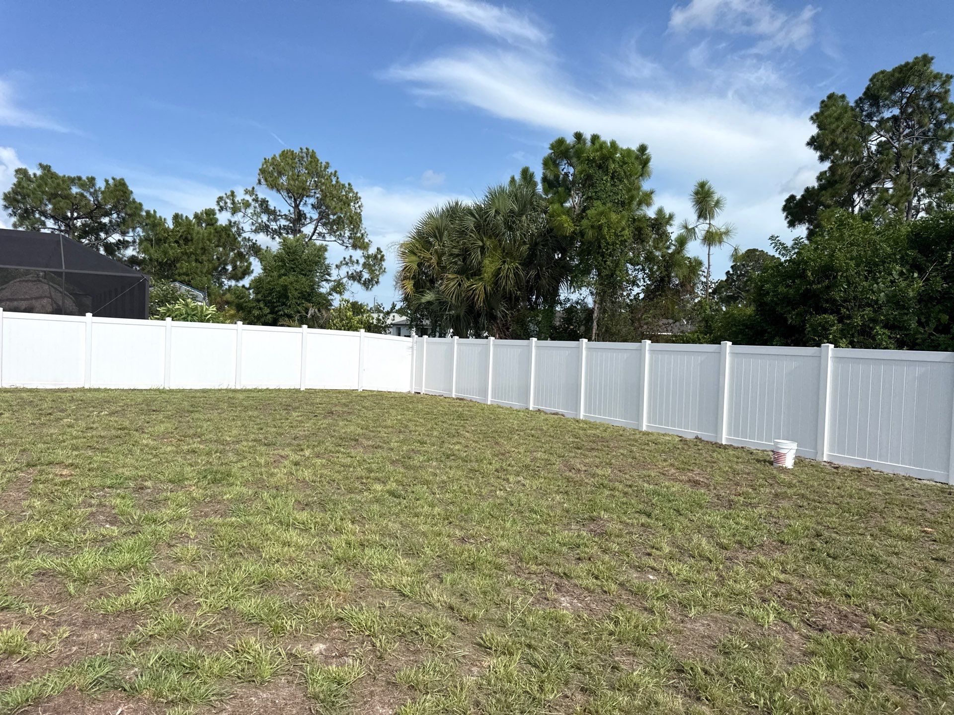 White Vinyl Privacy Fence and Gate Installation in Port Charlotte by True Fence LLC