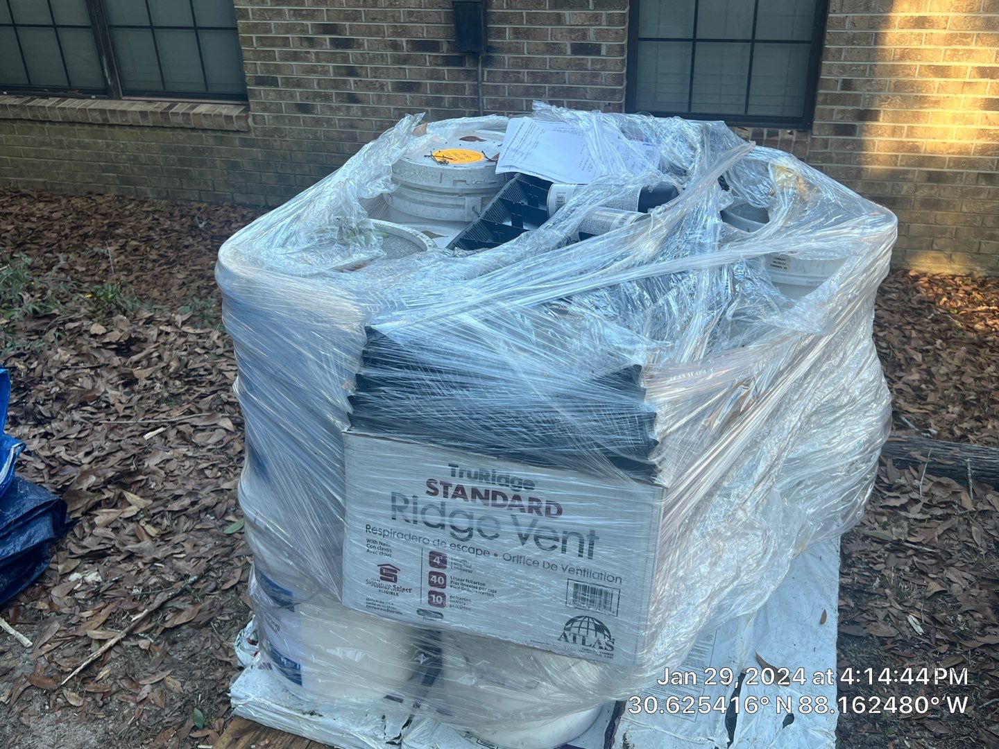 Roof replacement by American Roofing & Construction LLC
