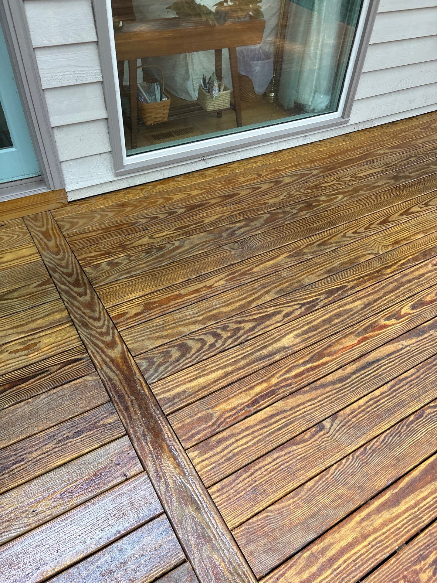 Deck using Wood Sealant by DuraSeal
