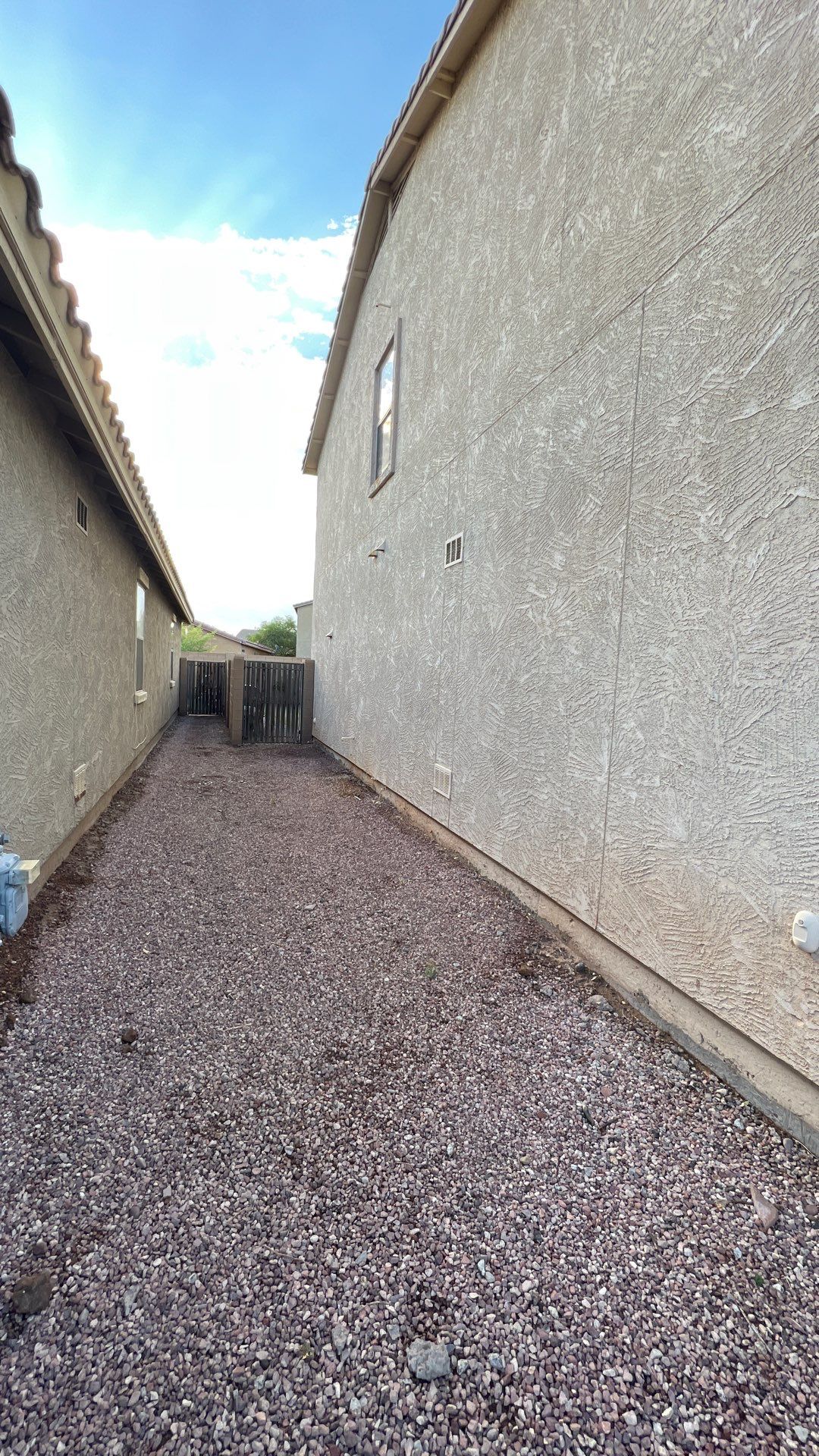 Exterior Painting using Dunn-Edwards EVERSHIELD®  by Crash of Rhinos Painting & Garage Floors